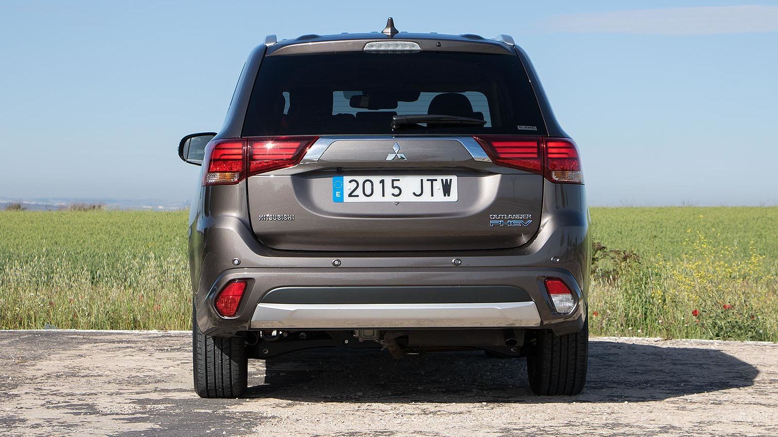 Puede recorrer entre 30 y 50 kilómetros en modo eléctrico.