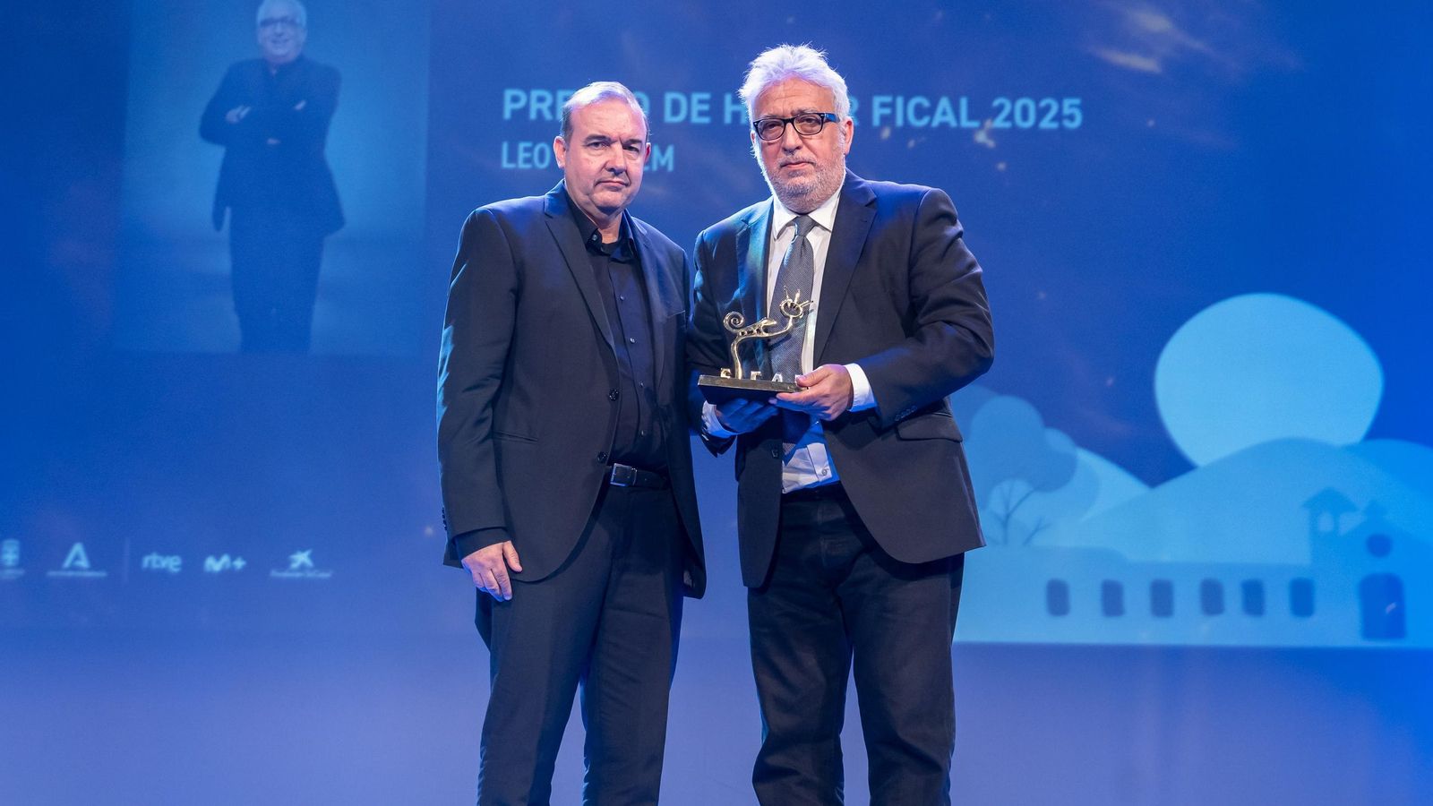 Enrique iznaola y Leo Harlem.