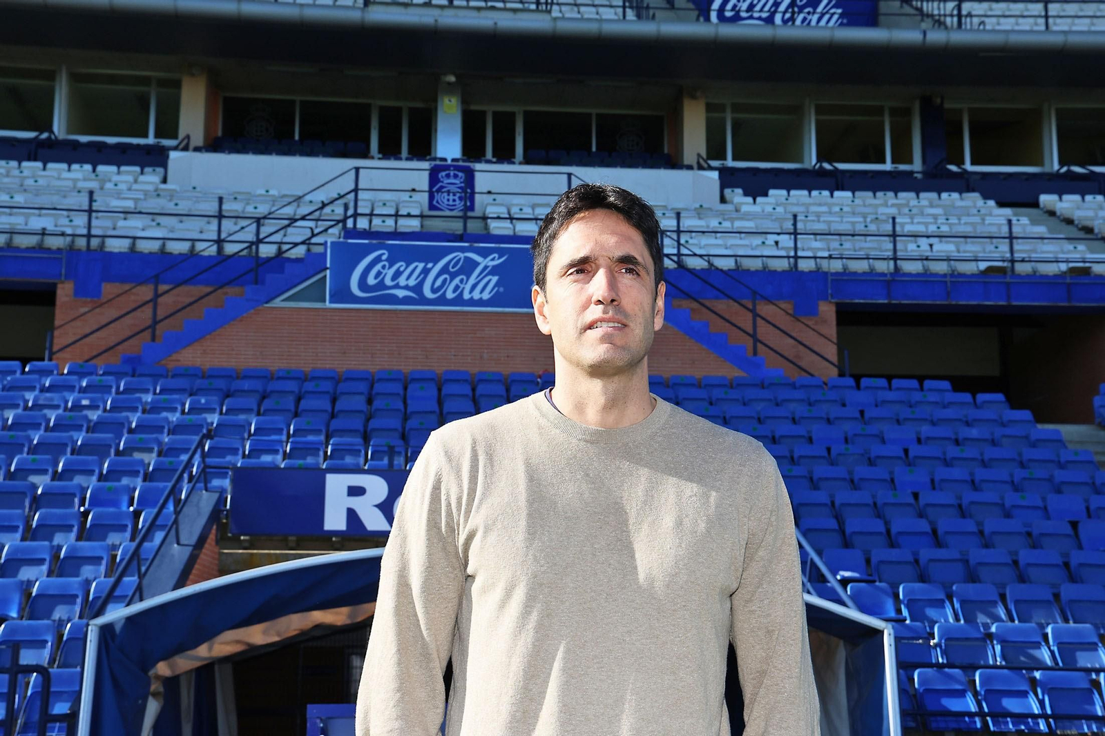 Iñigo Vélez en el Nuevo Colombino. Iñigo Vélez en el Nuevo Colombino.