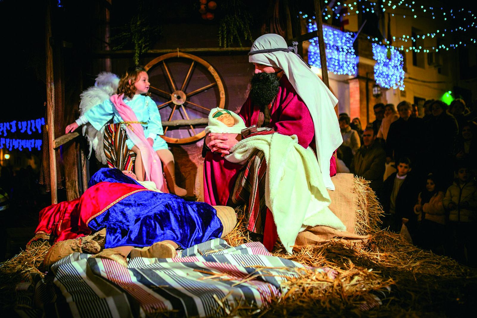 Aroche se erige, radiante y única, como uno de los pueblos onubenses con mayor encanto y magia