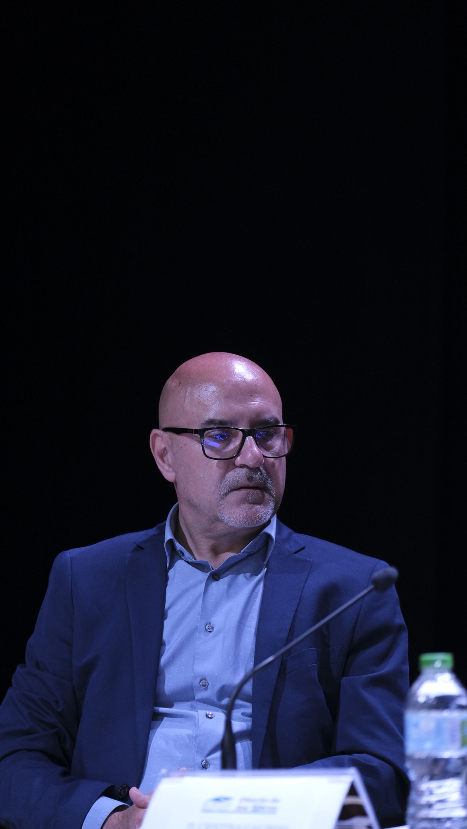 Imágenes del Diario de los Libros, con el escritor Álvaro Espina. Almería.