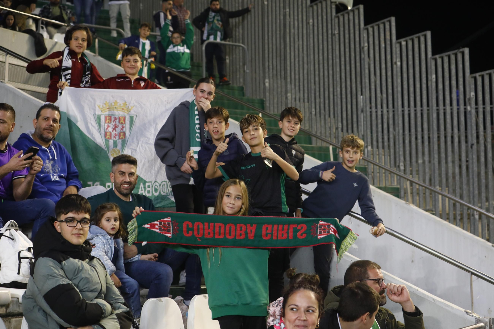 Las mejores fotos del ambiente en el Córdoba CF - Zaragoza en El Arcángel