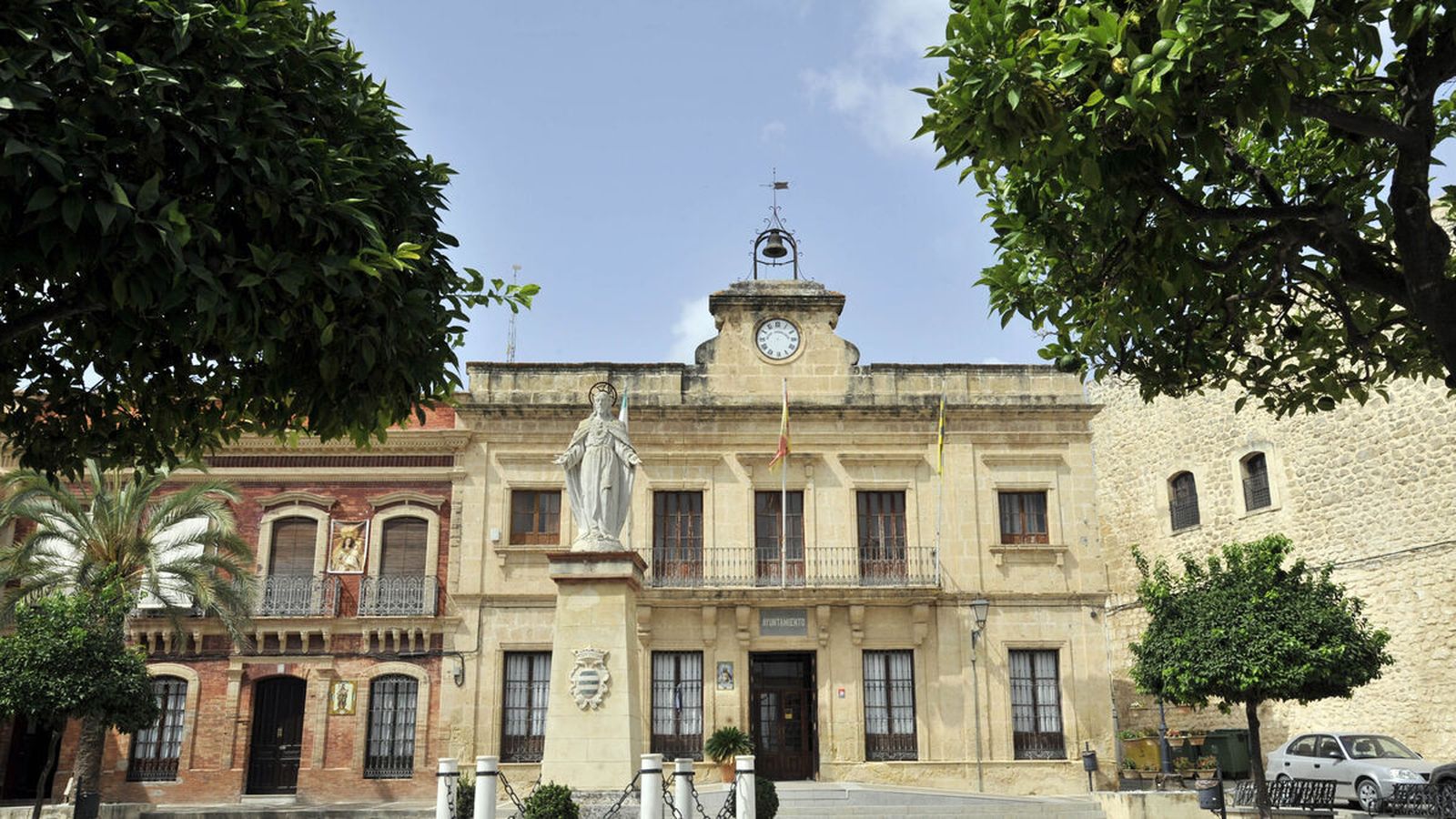 Ayuntamiento de Bornos.