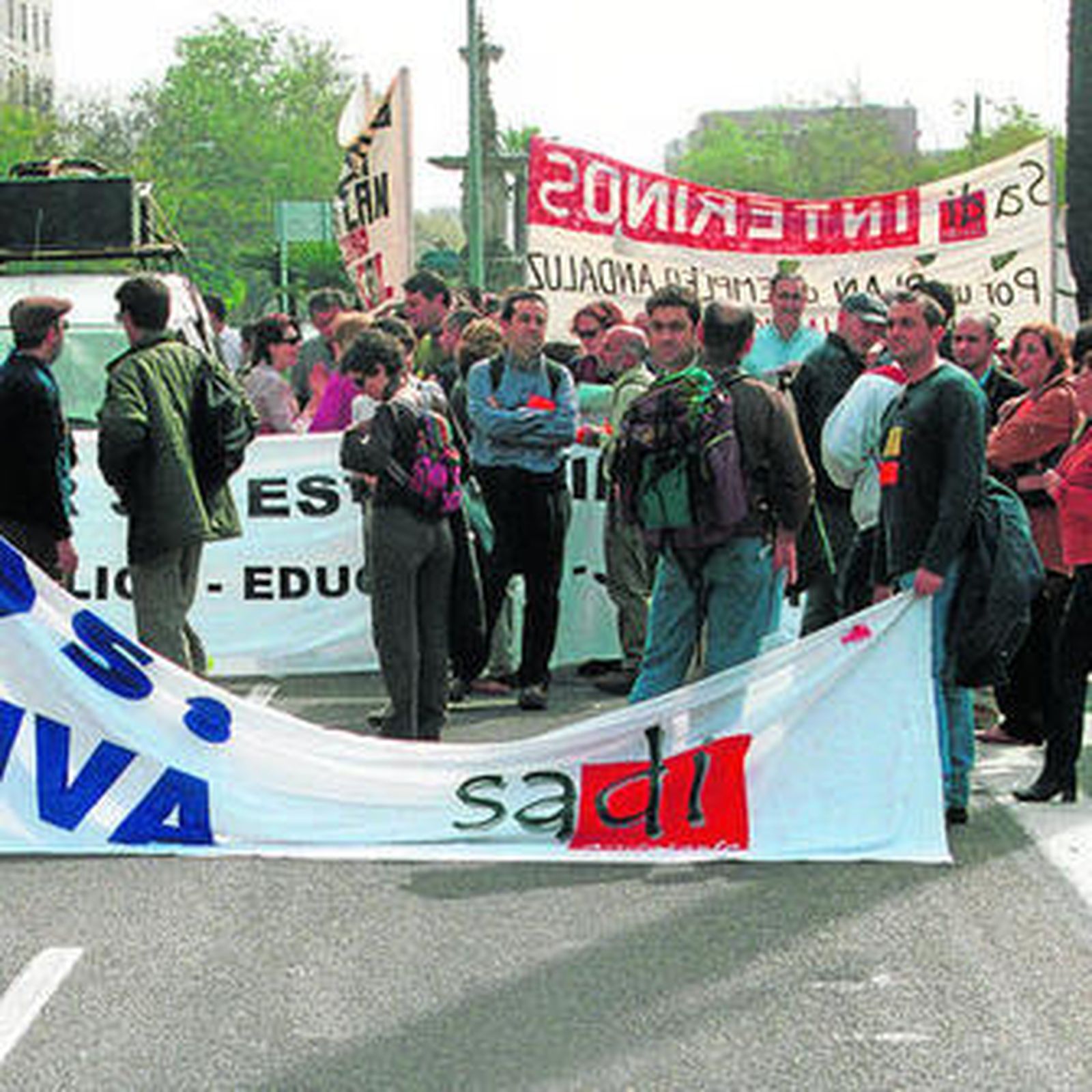 Manifestación de los interinos por su precariedad laboral.
