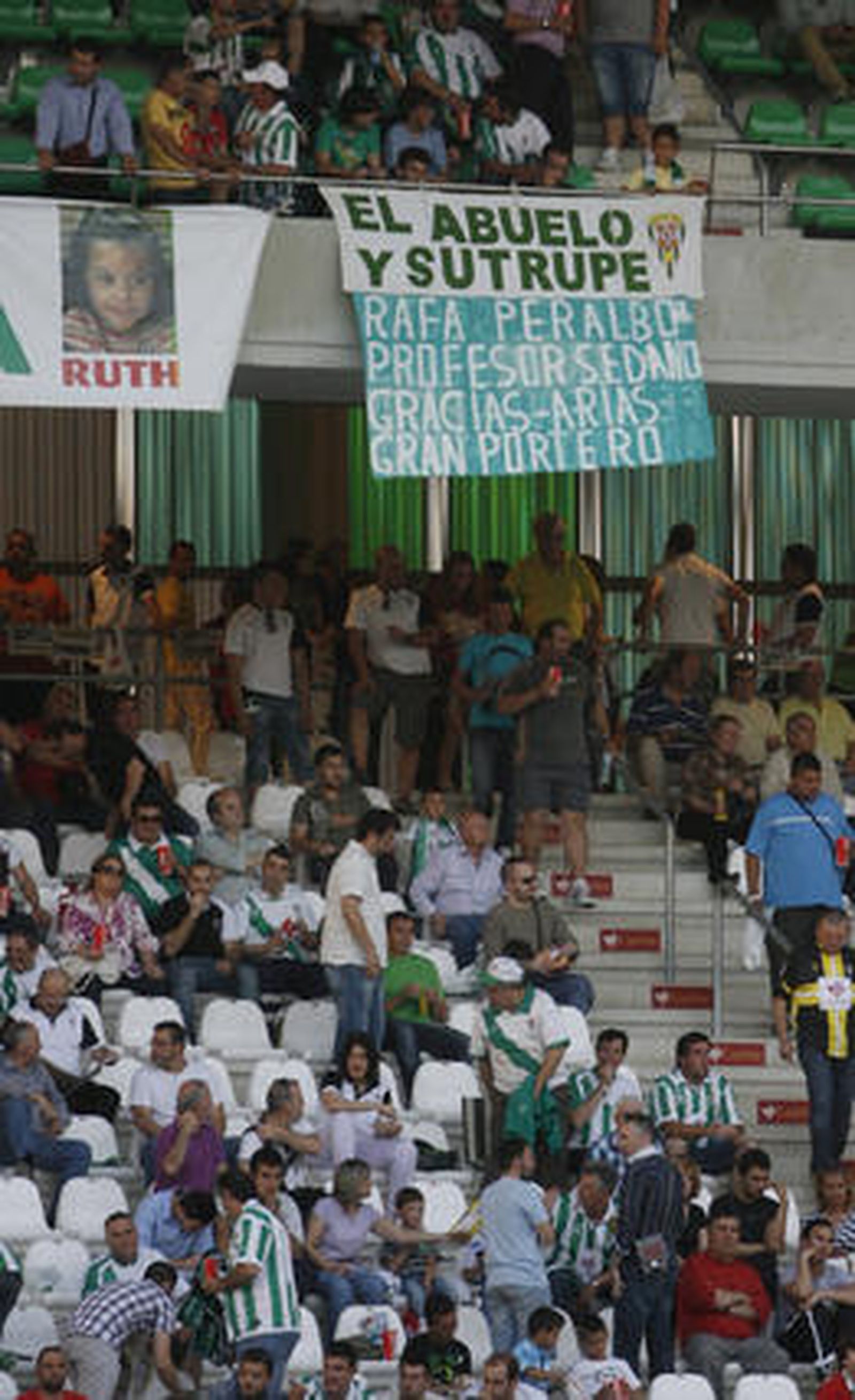 Las imágenes del Córdoba-Nástic