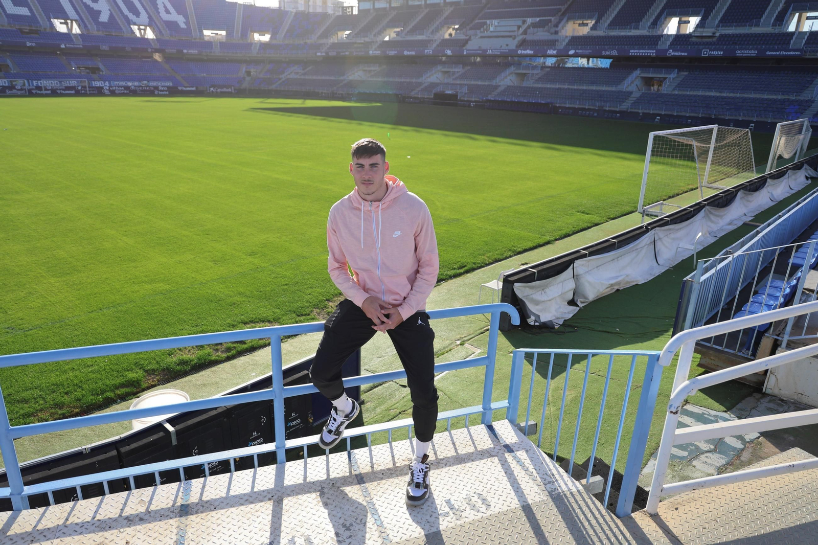 Roberto, su paso por el Málaga CF en fotos