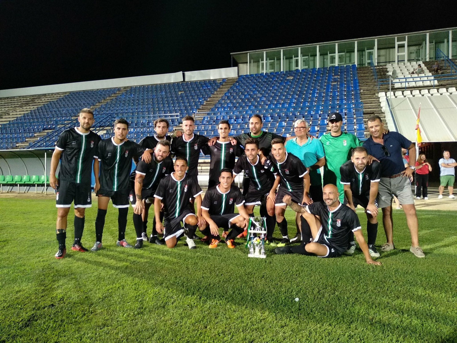 Imagen del Puerto Real, tras conquistar hace unos días el Trofeo Antonio Moure. Imagen del Puerto Real, tras conquistar hace unos días el Trofeo Antonio Moure.