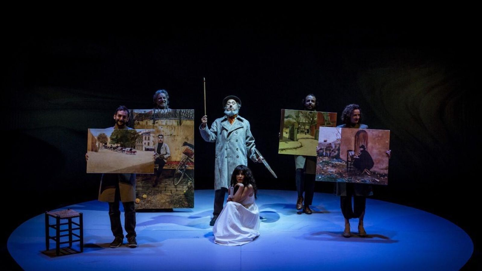 Otra escena del montaje de Els Joglars.
