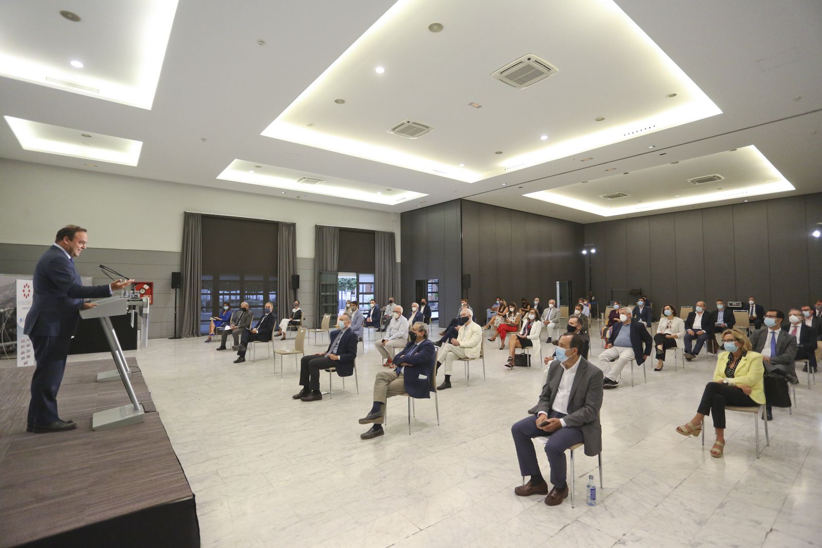 Fotos del Foro Joly con el economista José Carlos Díez