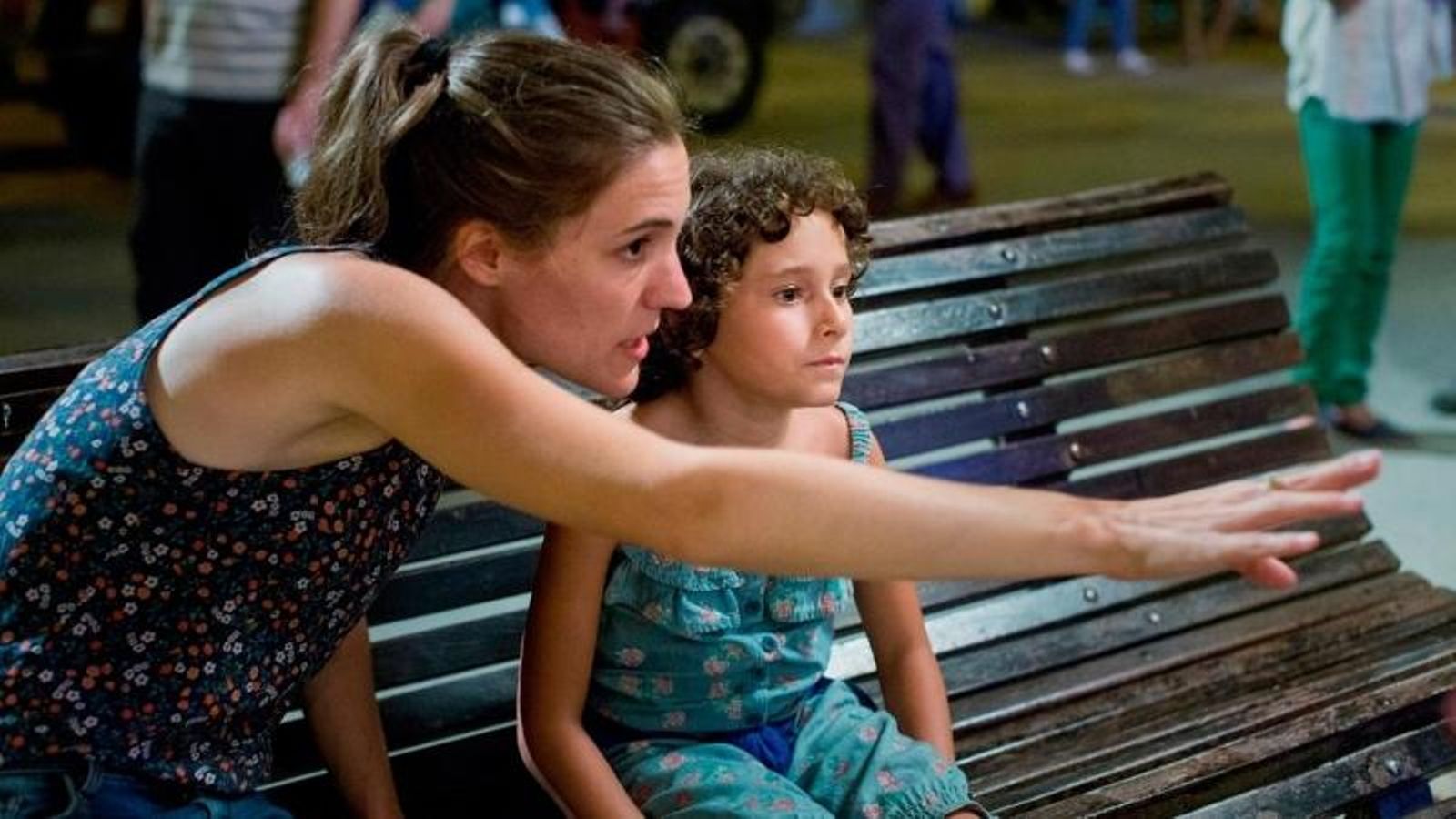 Carla Simón con Laia Artigas en el rodaje de Estiu 1993