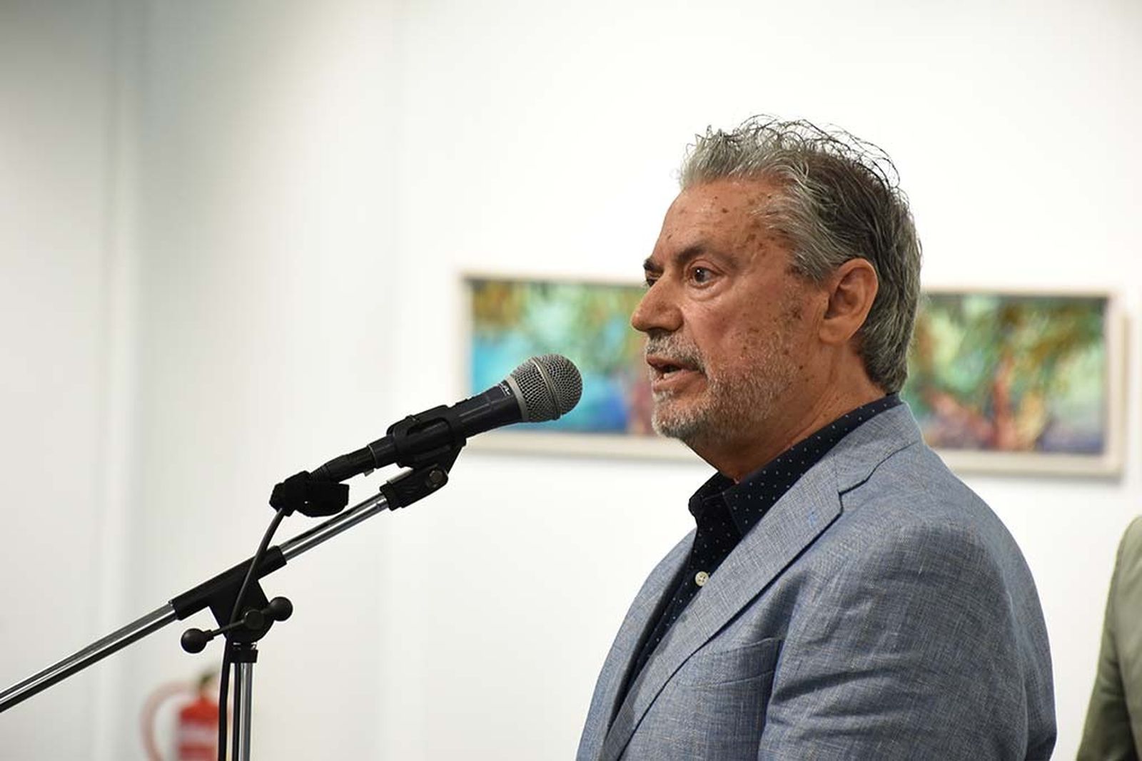 Inauguración exposición 'Naturaleza' del pintor ayamontino Juan Fernández.