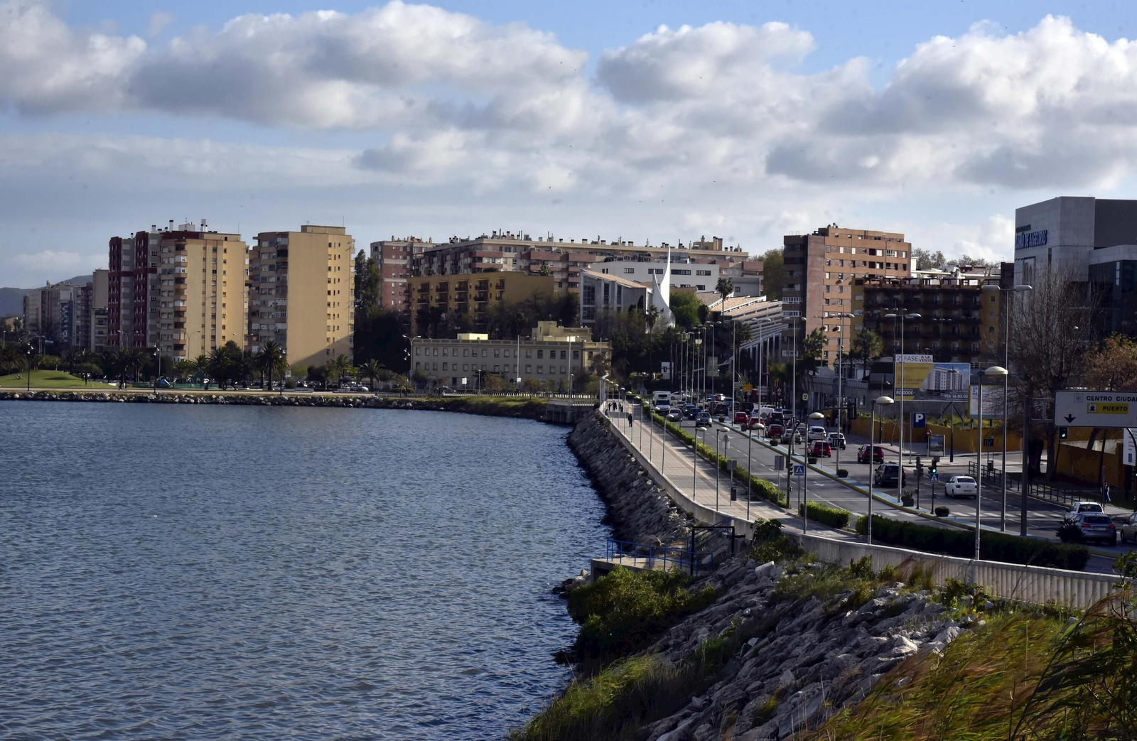 La playa  de Los Ladrillos, en Algeciras.