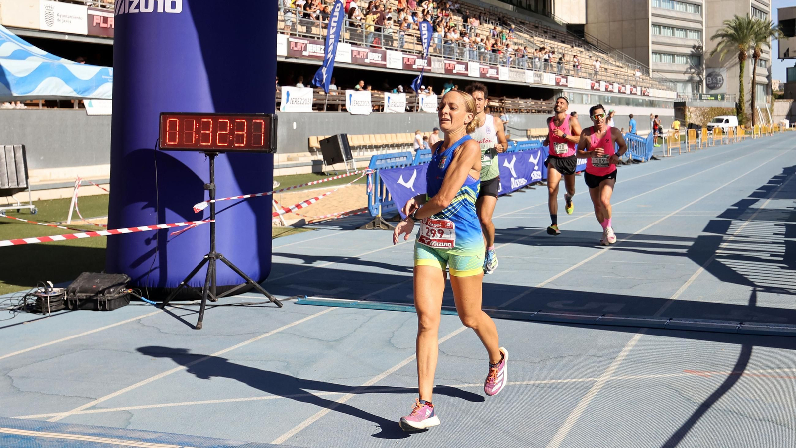 Búscate en la Media Maratón de Jerez 2025 (6)