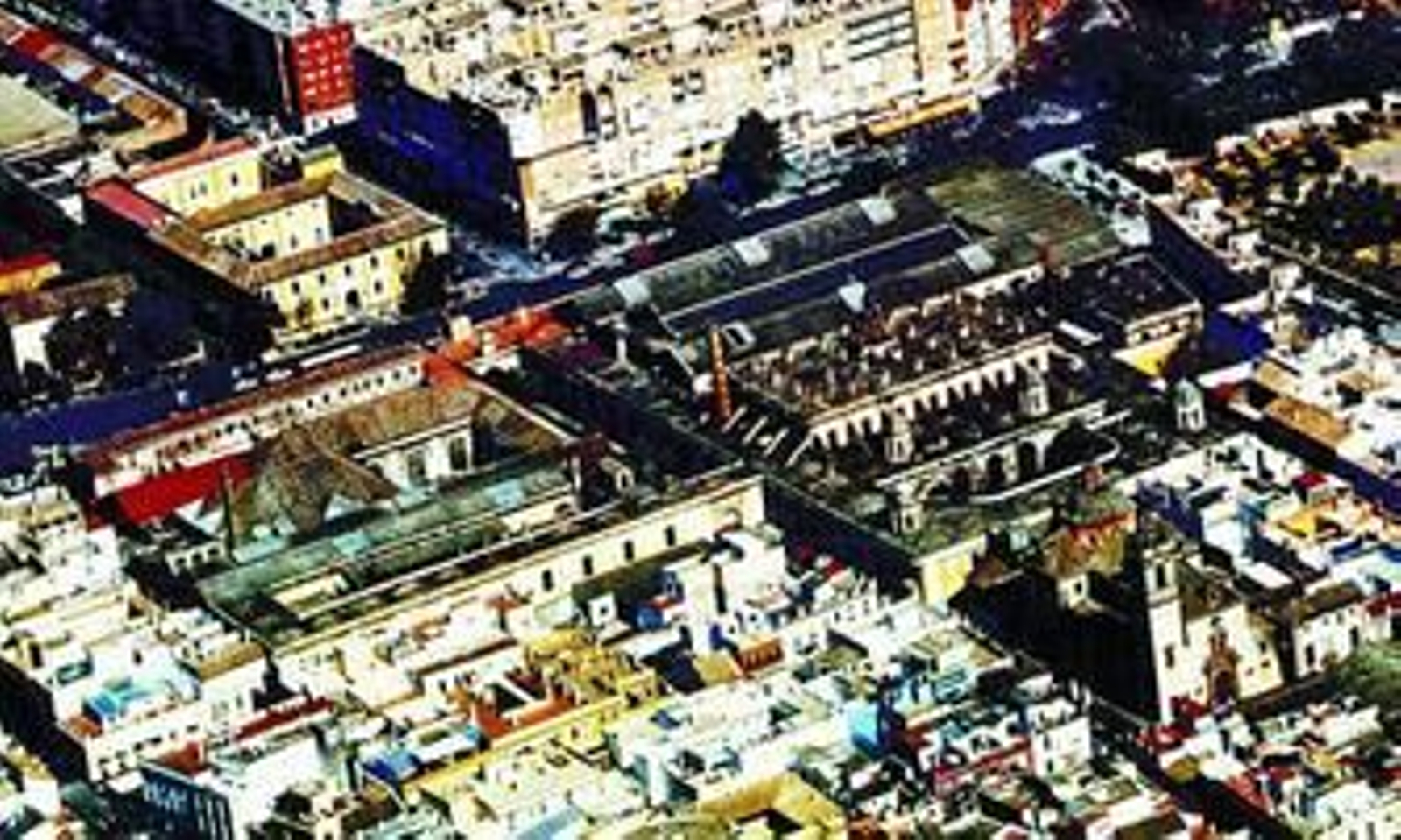 Una imagen aérea de la Fábrica de Artillería, en el barrio de San Bernardo.