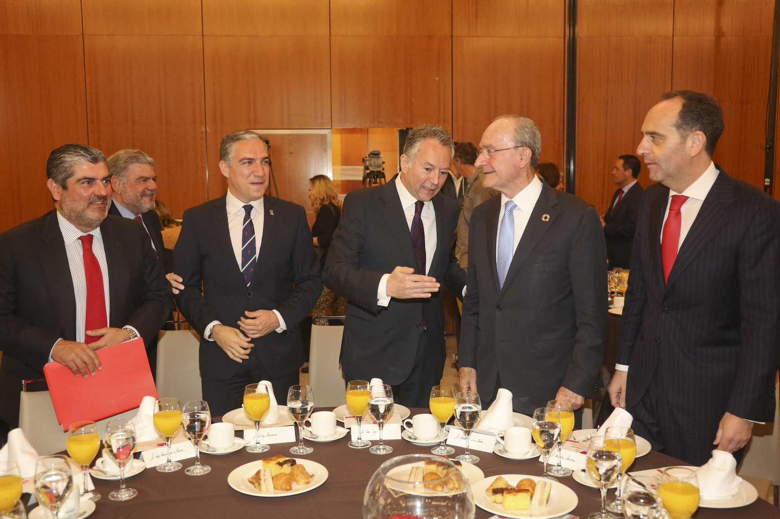 Foro Joly con Elías Bendodo