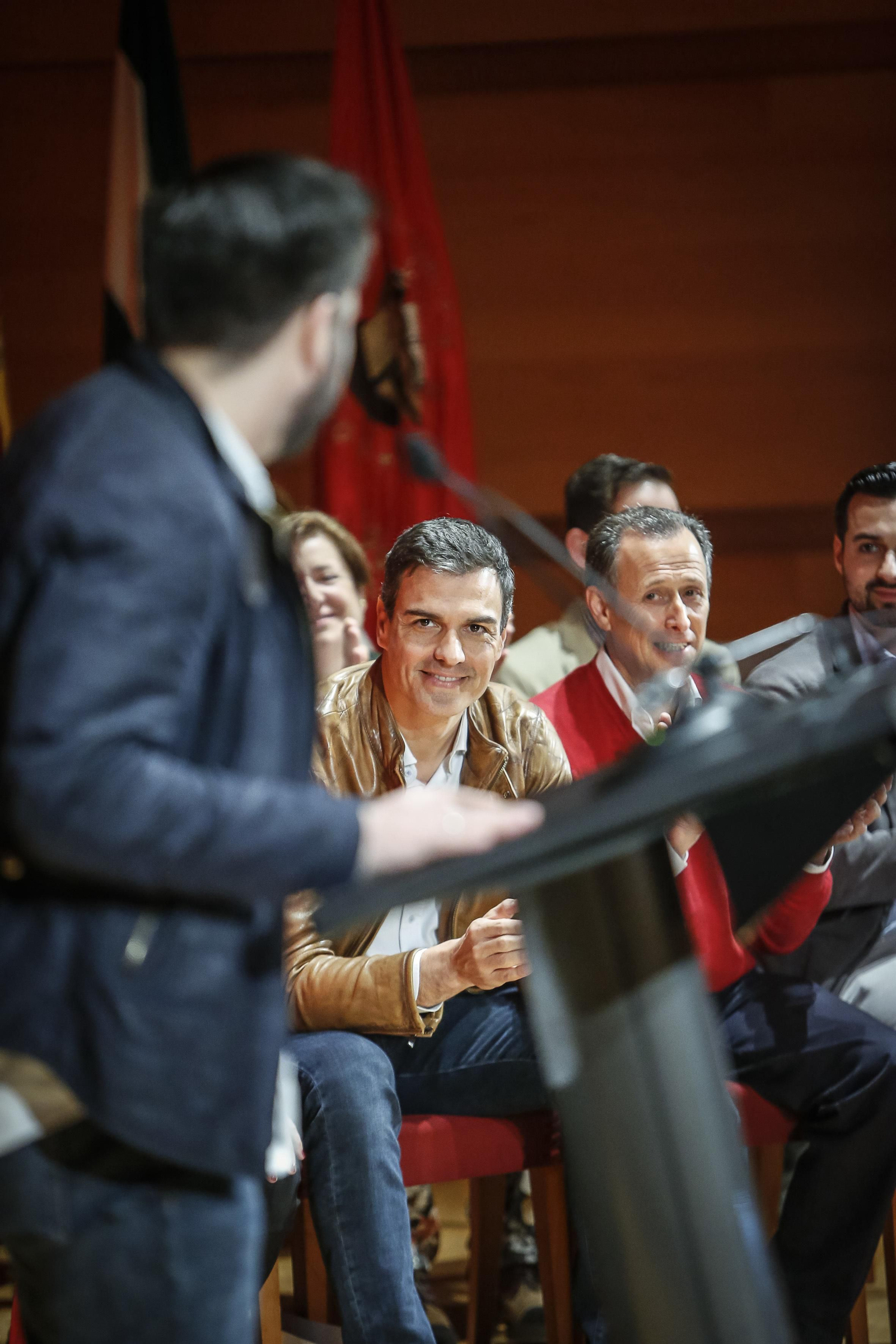 El mitin de Pedro Sánchez en Cádiz, en imágenes