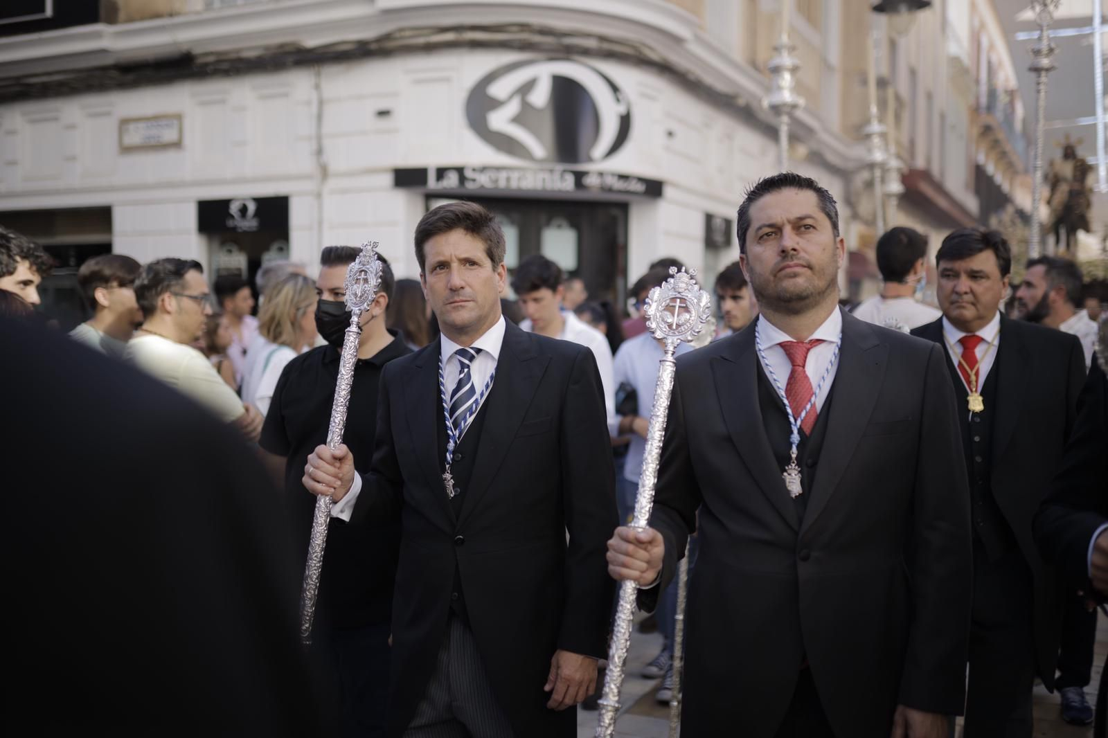 Imágenes de La Borriquita por el centro de Huelva en su salida extraordinaria