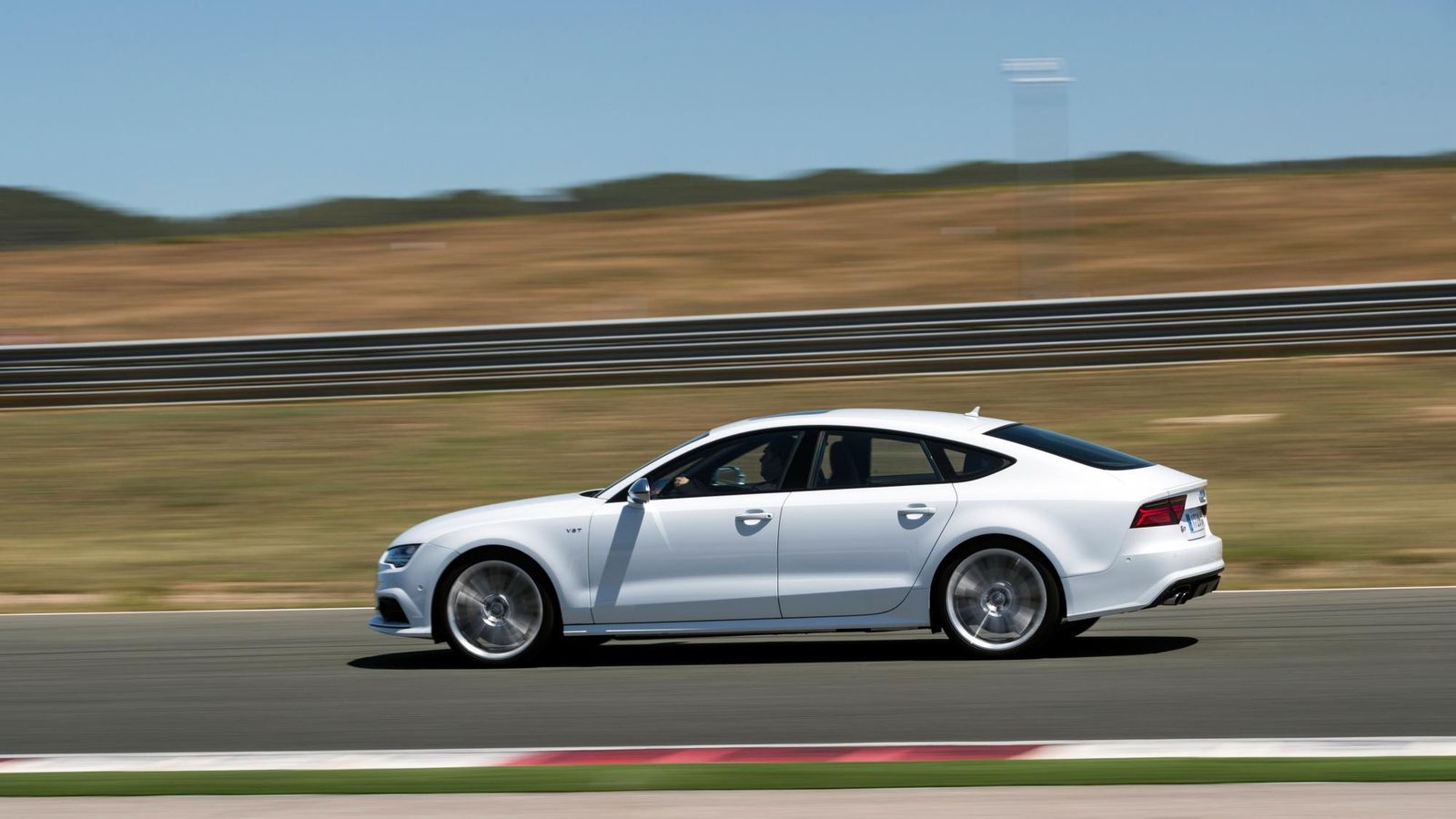 Deportividad y confort de marcha. Dos cualidades del S7.