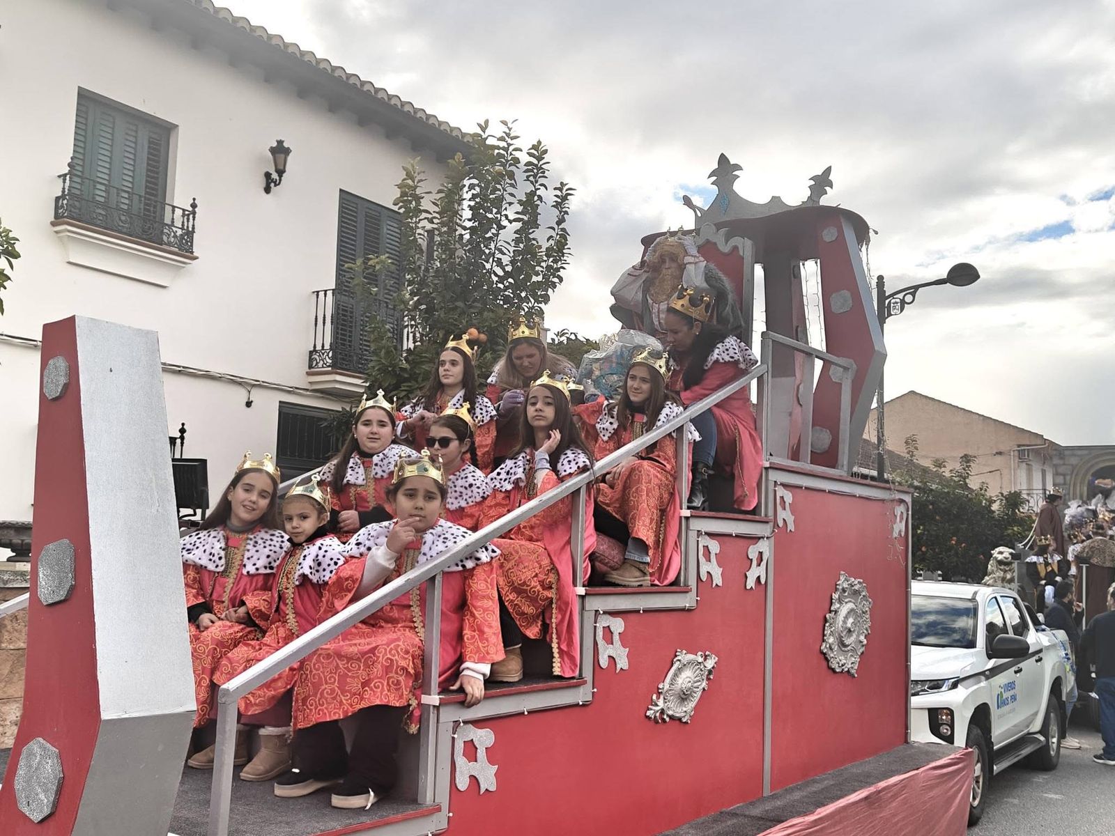 La cabalgata de Reyes en Fuente Vaqueros, en imágenes