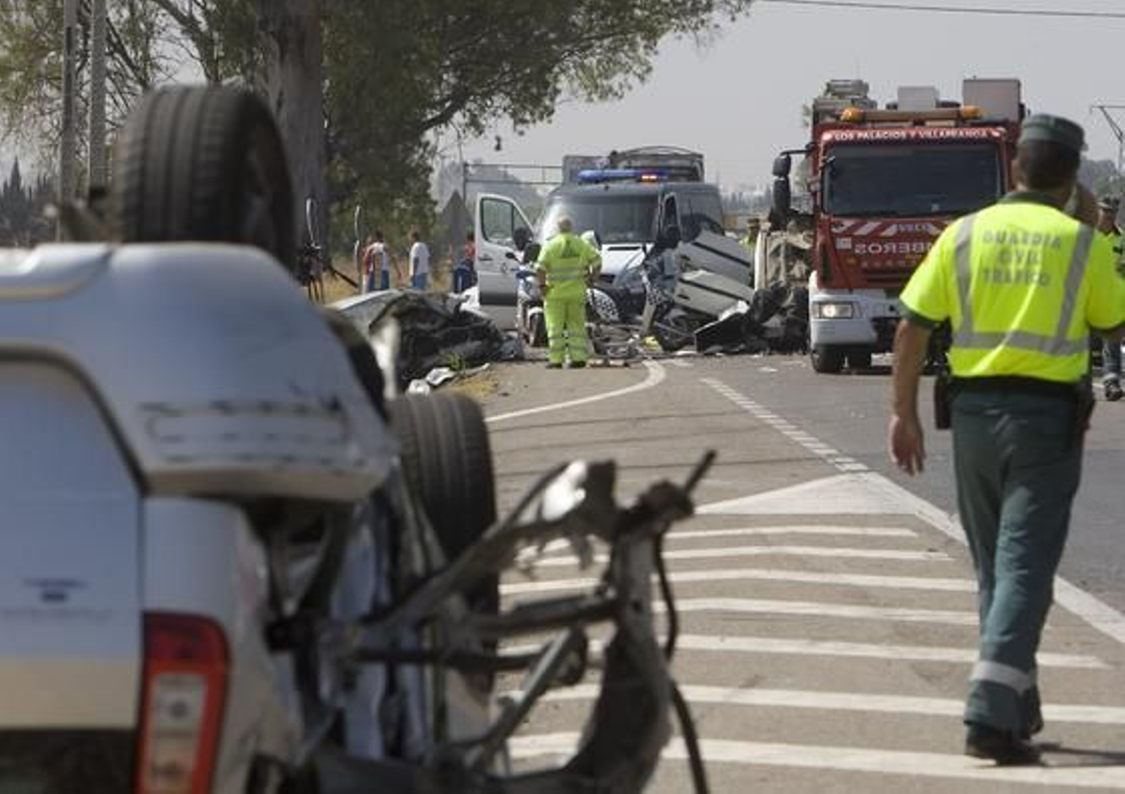 Tres coches se han visto implicados en el siniestro

Foto: J.A. Garcia
