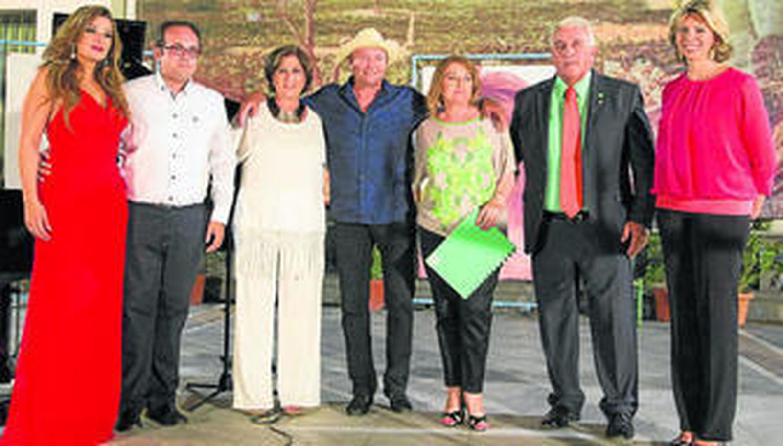 Erika Leiva, Daniel Mata, Isabel Fayos, Amador Mohedano, Gloria Mohedano, Manolo Jurado y Marina Bernal.