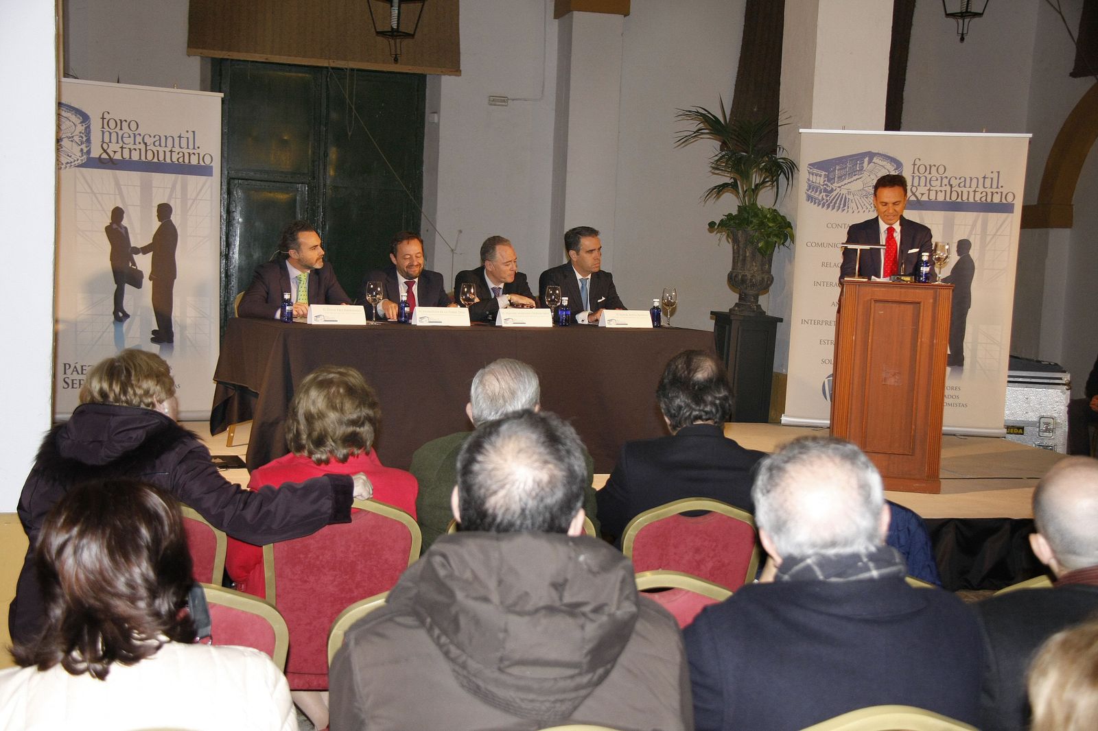 De izquierda a derecha  Rafael Navas, Manuel Ortega, David Páez, Francisco de la Torre, David de la Encina e Ignacio Osborne.