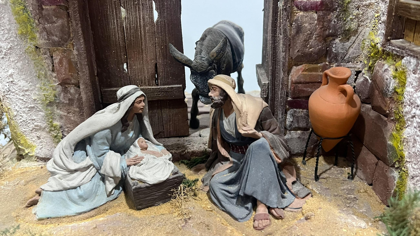 Fotos de la exposición belenista por el 25 aniversario de la asociación Oro, Incienso y Mirra en Algeciras