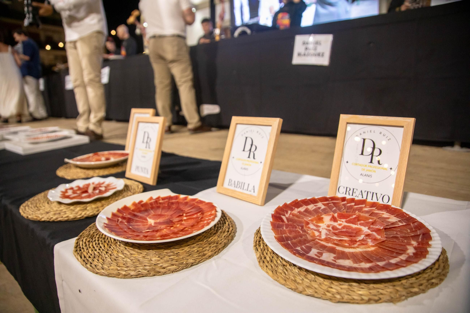 Concurso de cortadores de jamón en Serón, en imágenes