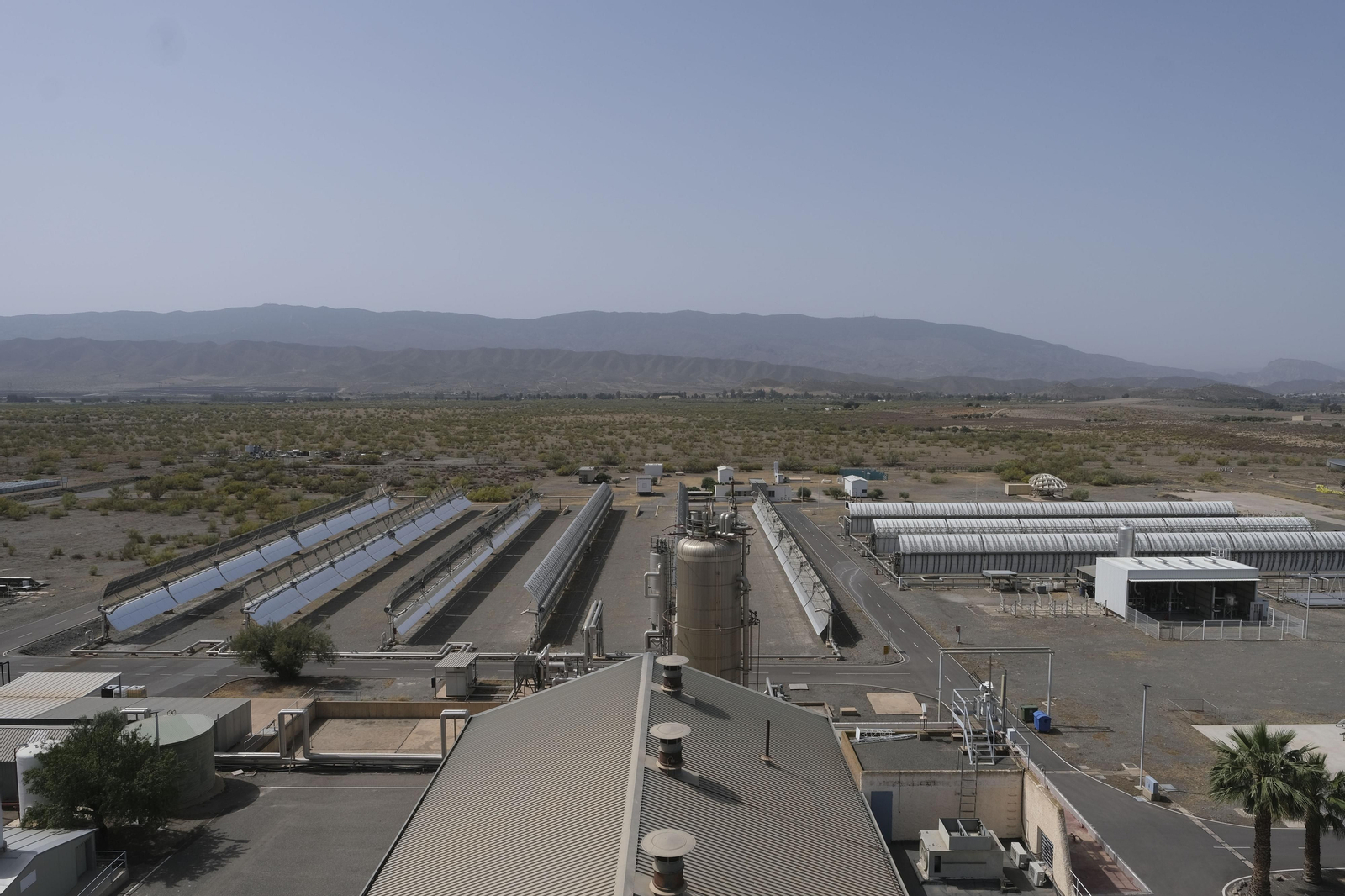 Imágenes de la visita a la Planta Solar de Almería, en Tabernas