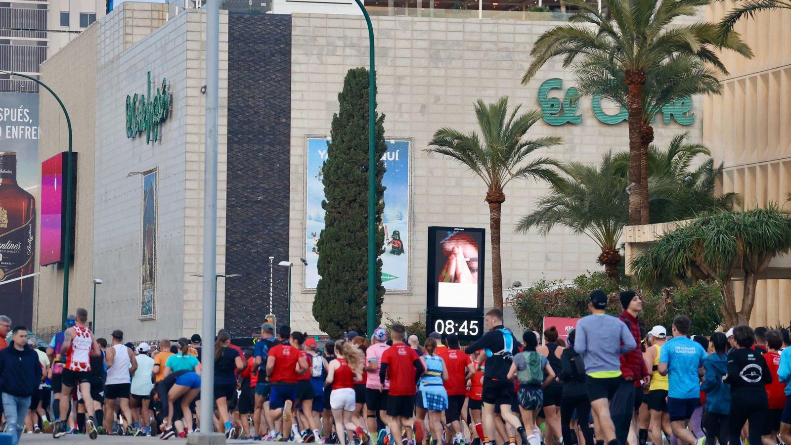 Las mejores fotos de la Maratón de Málaga 2024