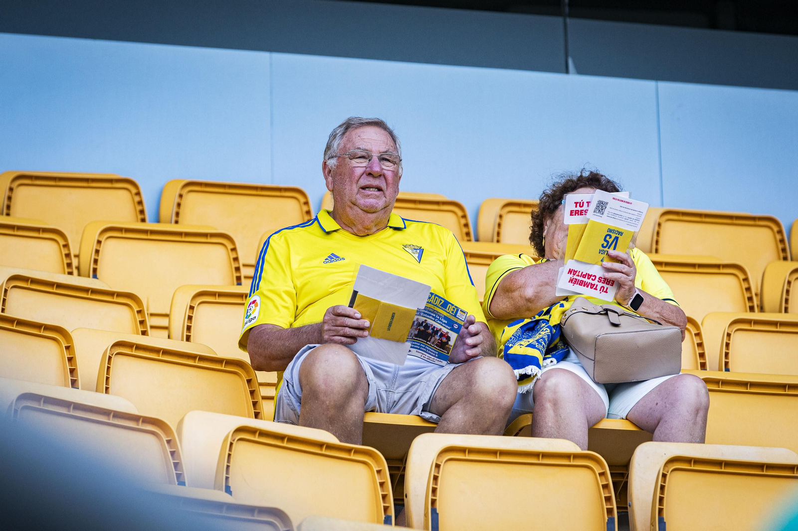 Búscate en el partido Cádiz-Alavés