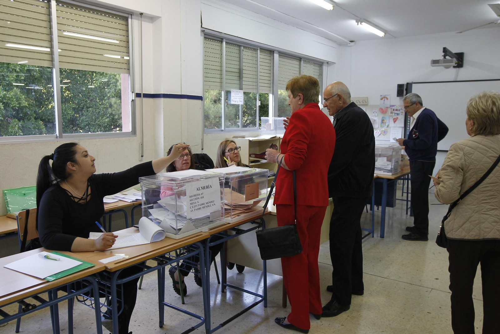 Fotogalería votaciones Elecciones Generales 2019. Almería
