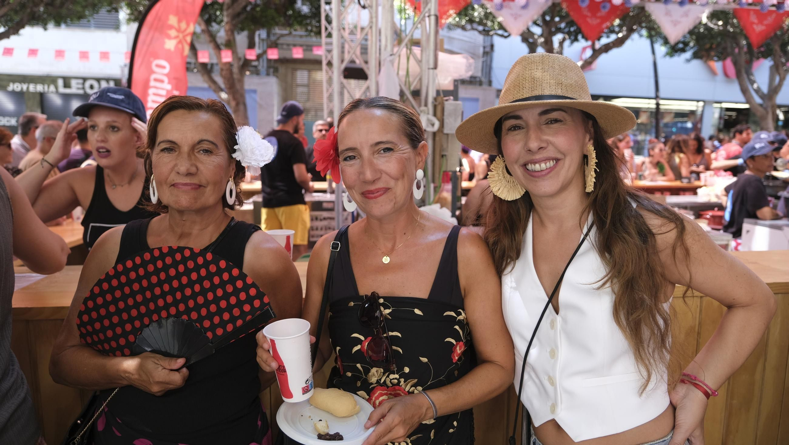 La Feria del Mediodía del martes en Almería, en imágenes