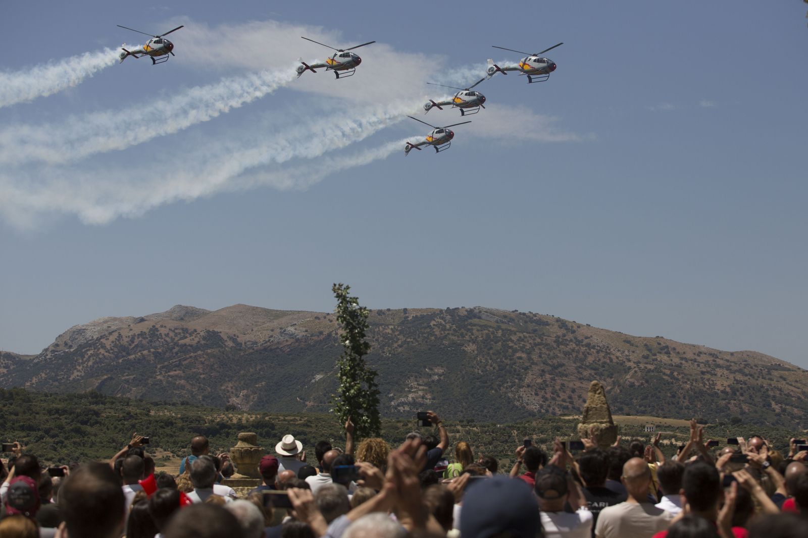Las fotos de la exhibición de los helicópteros del Ejército del Aire en el Tajo en Ronda