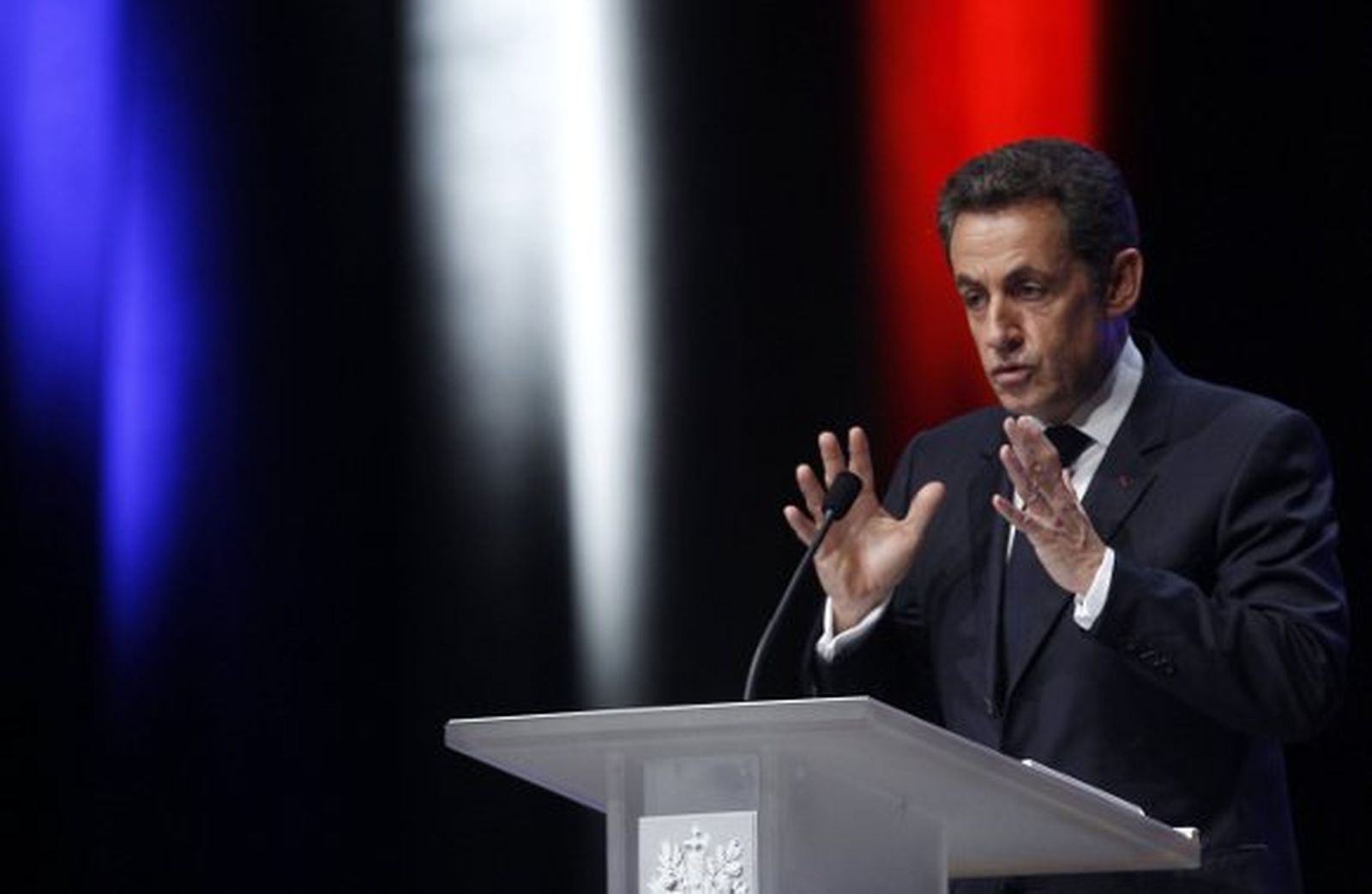 El partido de Sarkozy ratifica su programa para las presidenciales sin su candidatura oficial