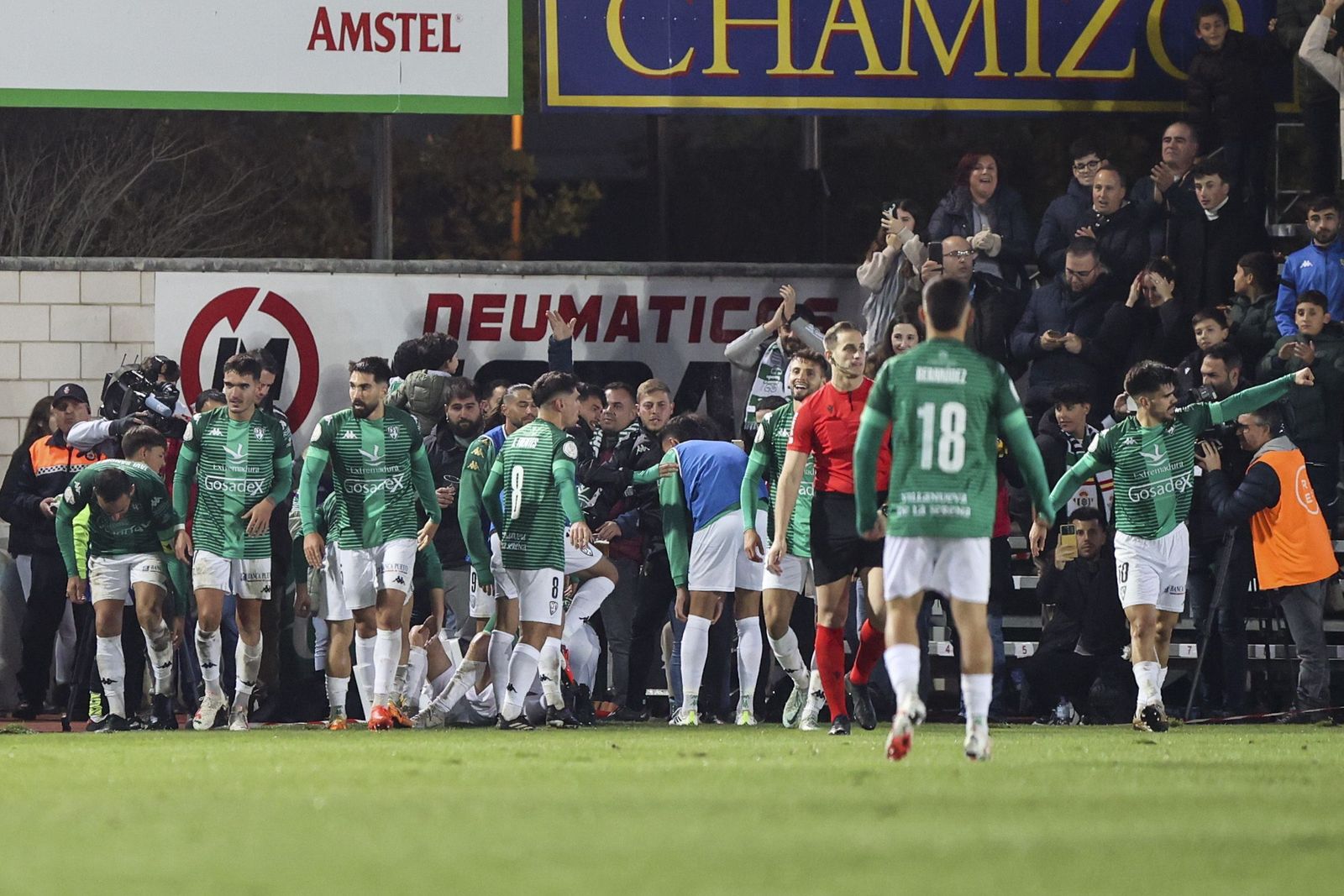 Las fotos del Villanovense-Betis de Copa del Rey