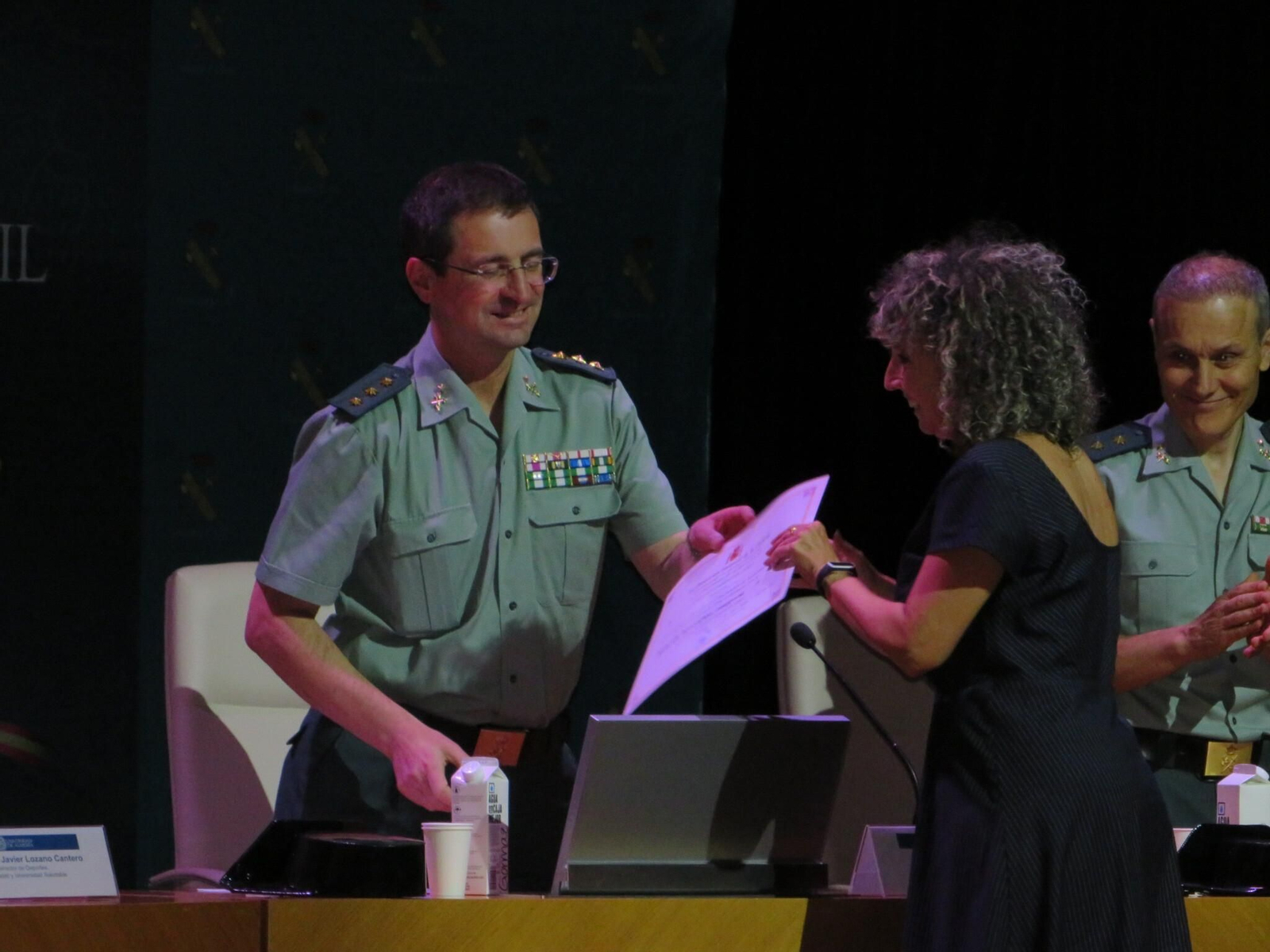 Policía y Guardia Civil premian a la seguridad privada en la UAL.