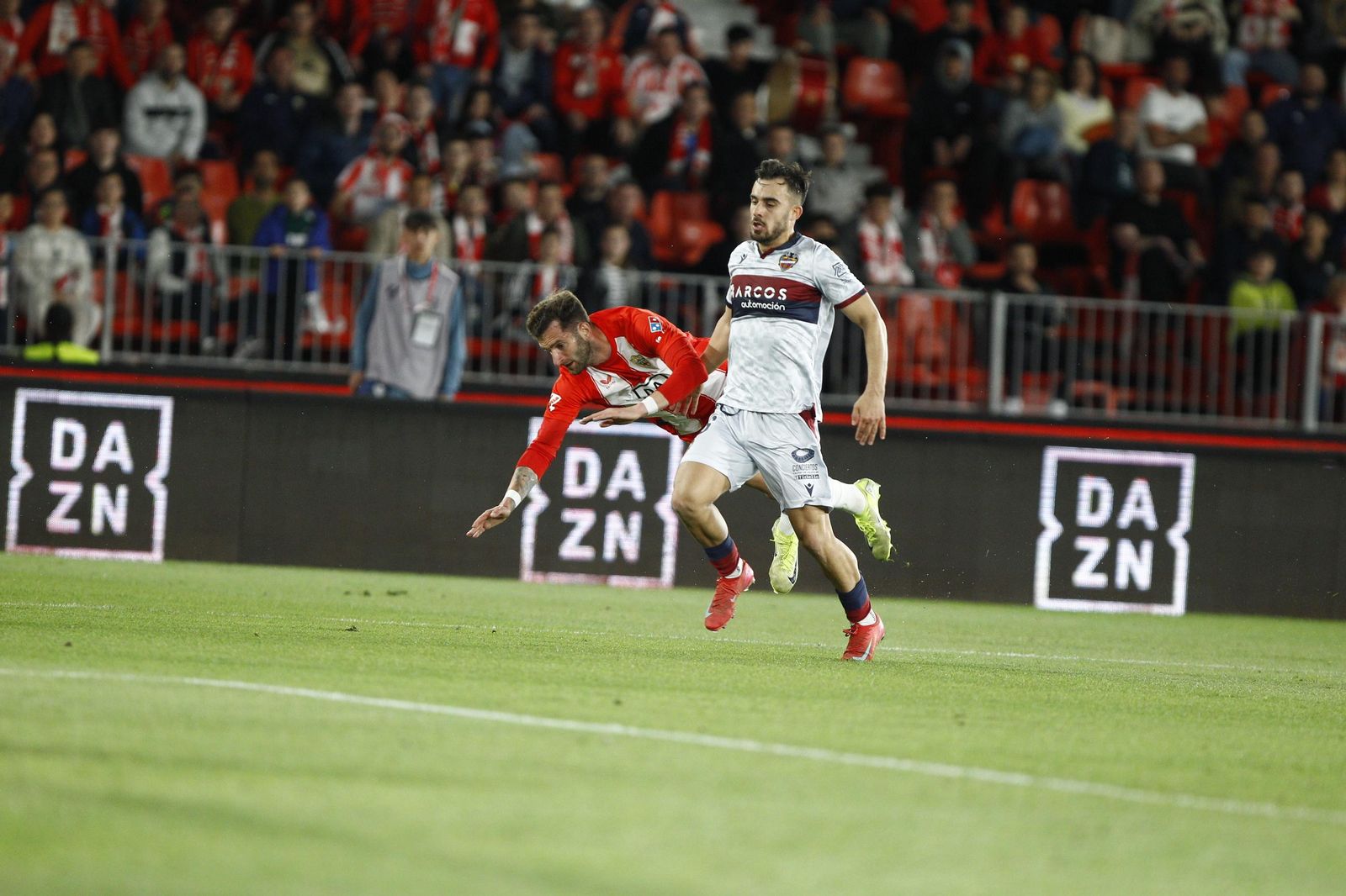 Las mejores imágenes del partido U.D. Almería-Levante U.D.