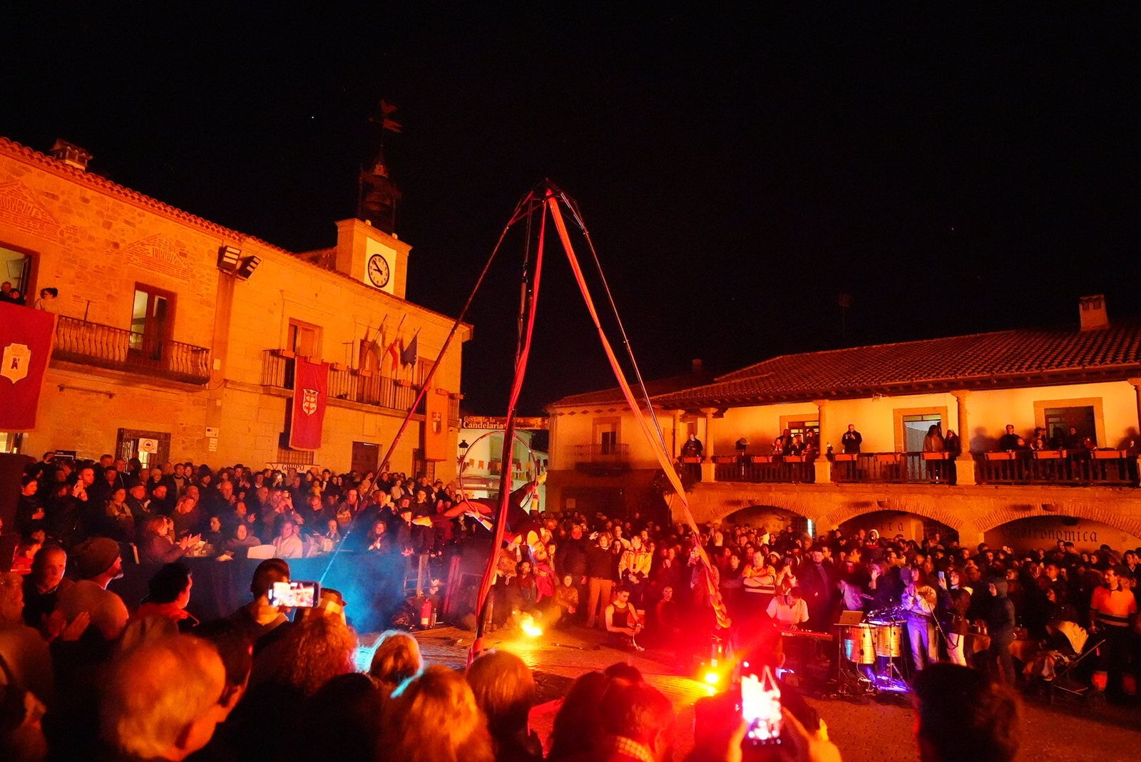 La Candelaria llena de magia Dos Torres, en imágenes