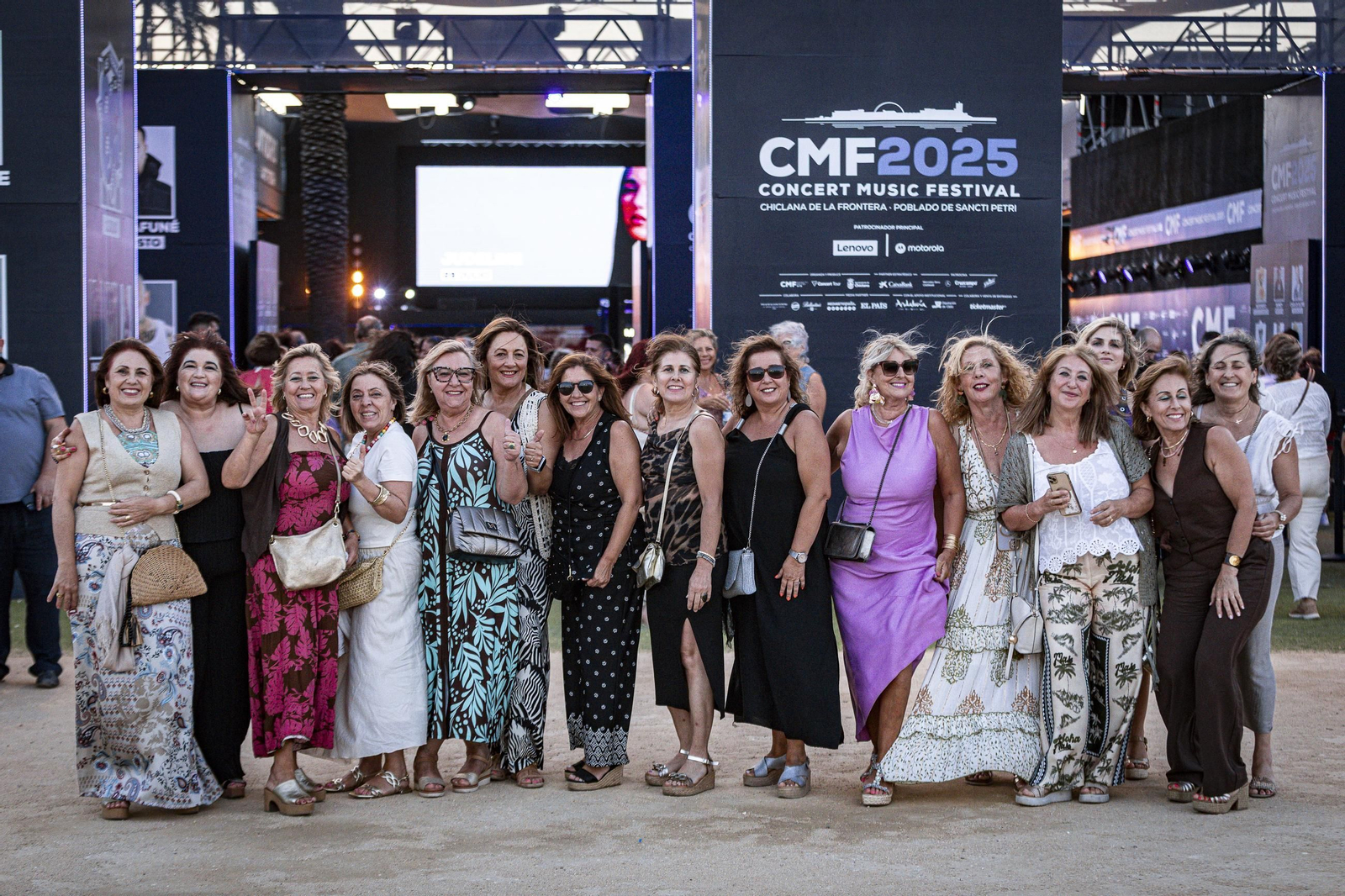 Búscate en las imágenes del concierto de Los Pecos en Concert Music Festival de Chiclana