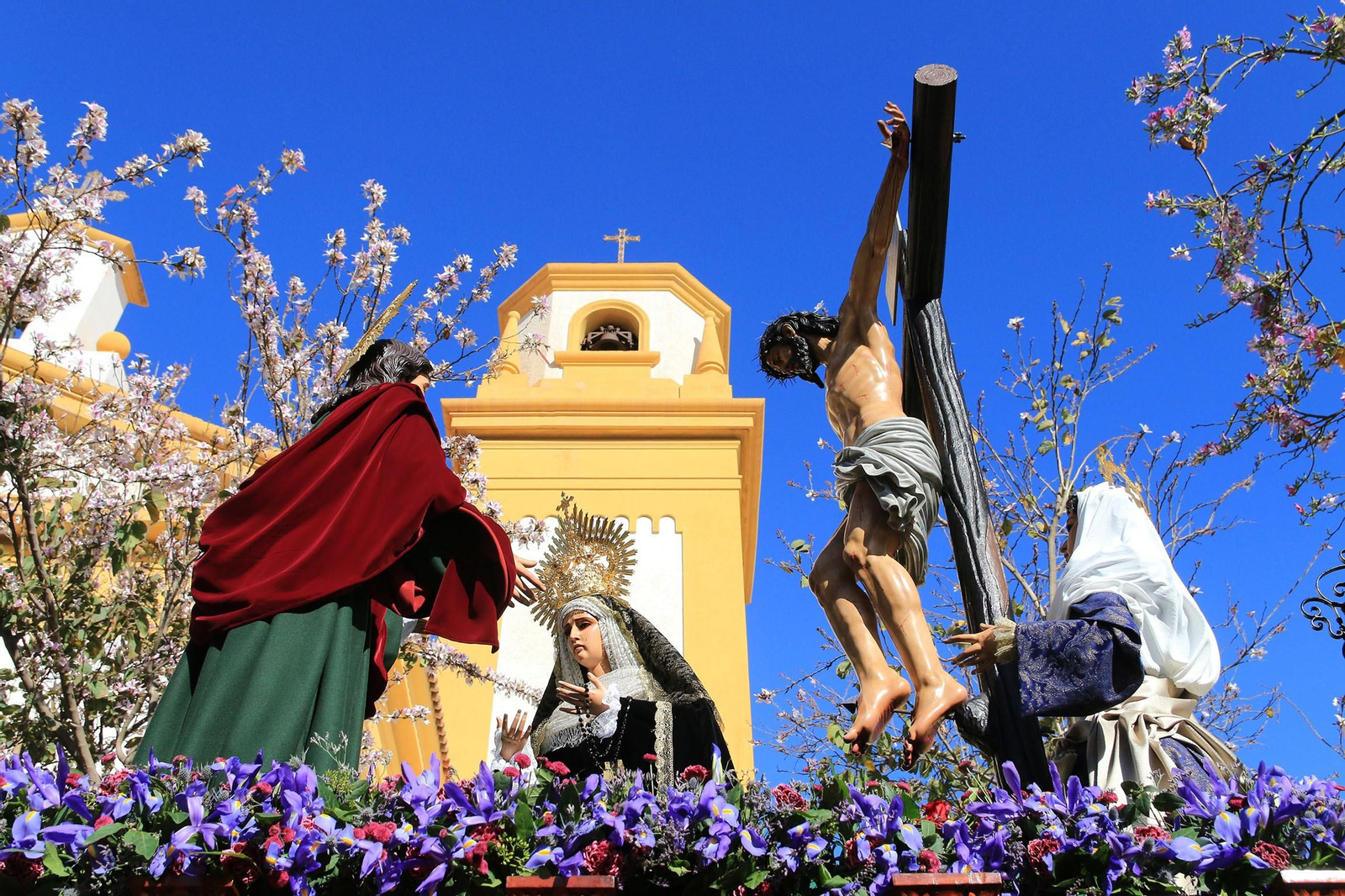 La procesión del Calvario, en imágenes