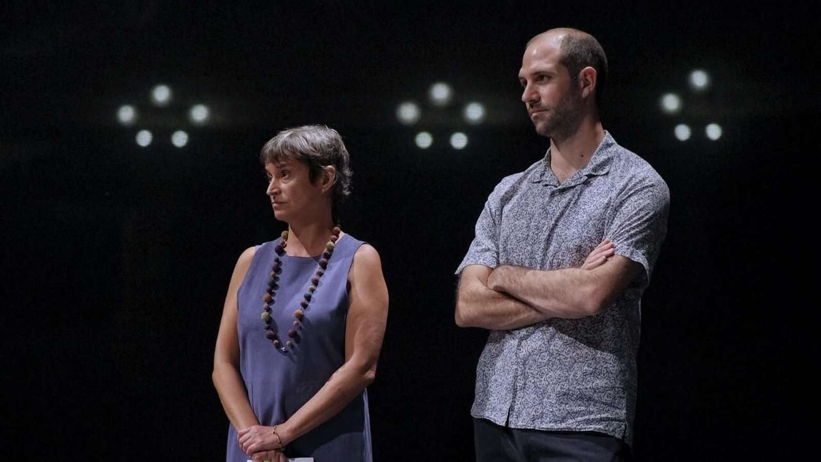Isla Aguilar y Miguel Oyarzun, esta mañana en el escenario del Gran Teatro Falla.