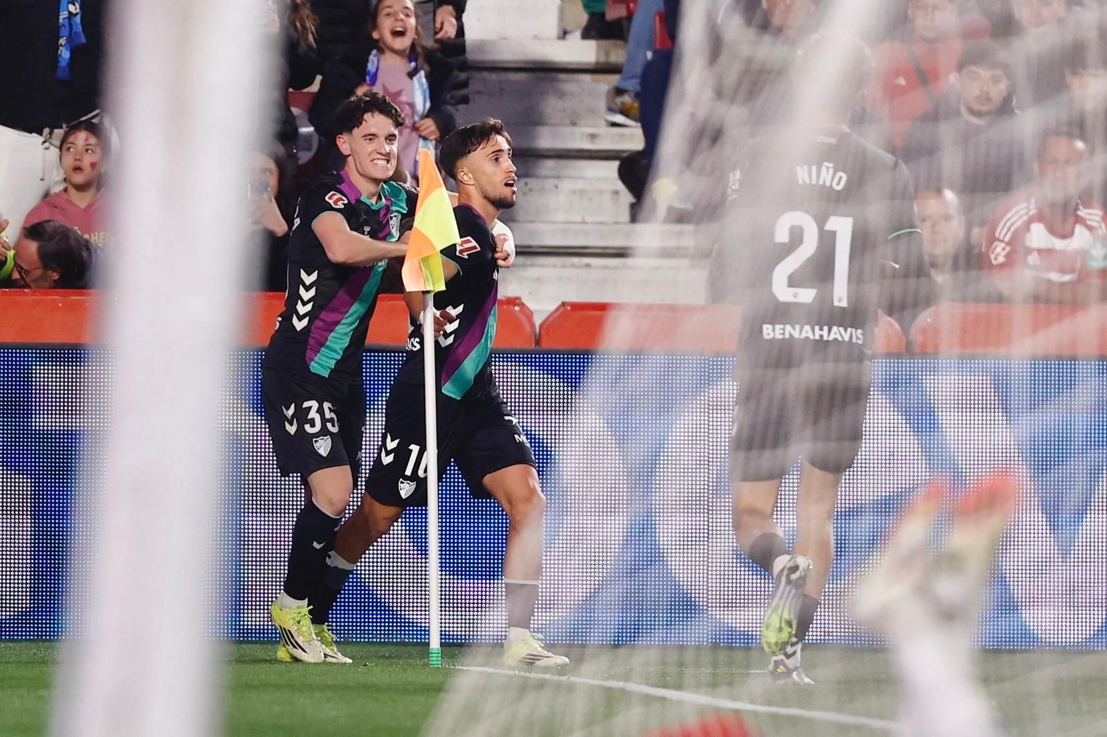 El Granada-Málaga CF, en fotos