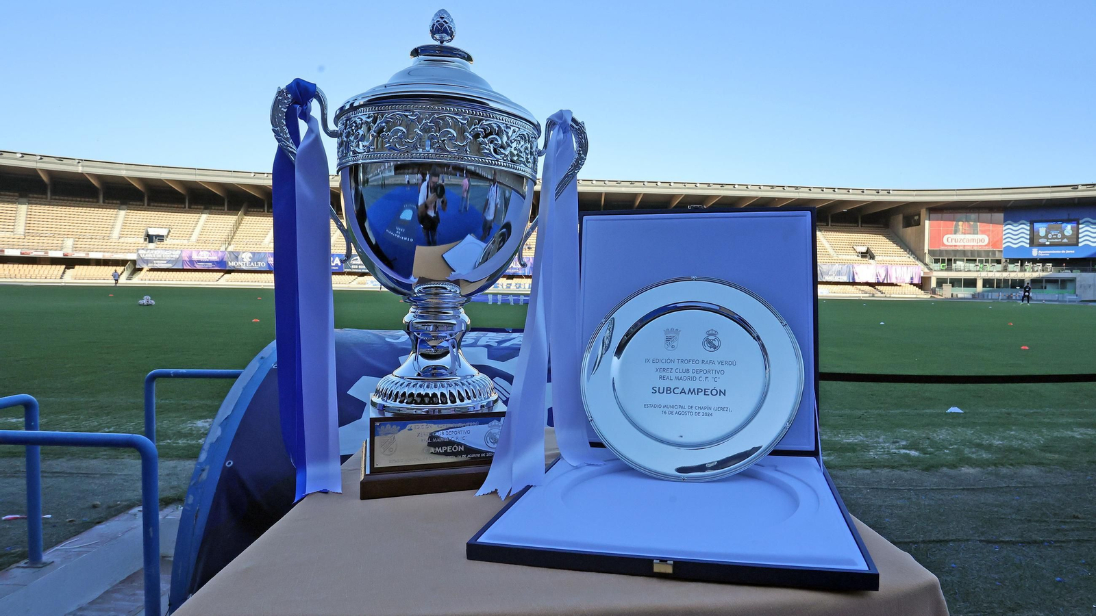 Las mejores imágenes del Xerez CD contra el Real Madrid C en el IX Trofeo Rafa Verdú