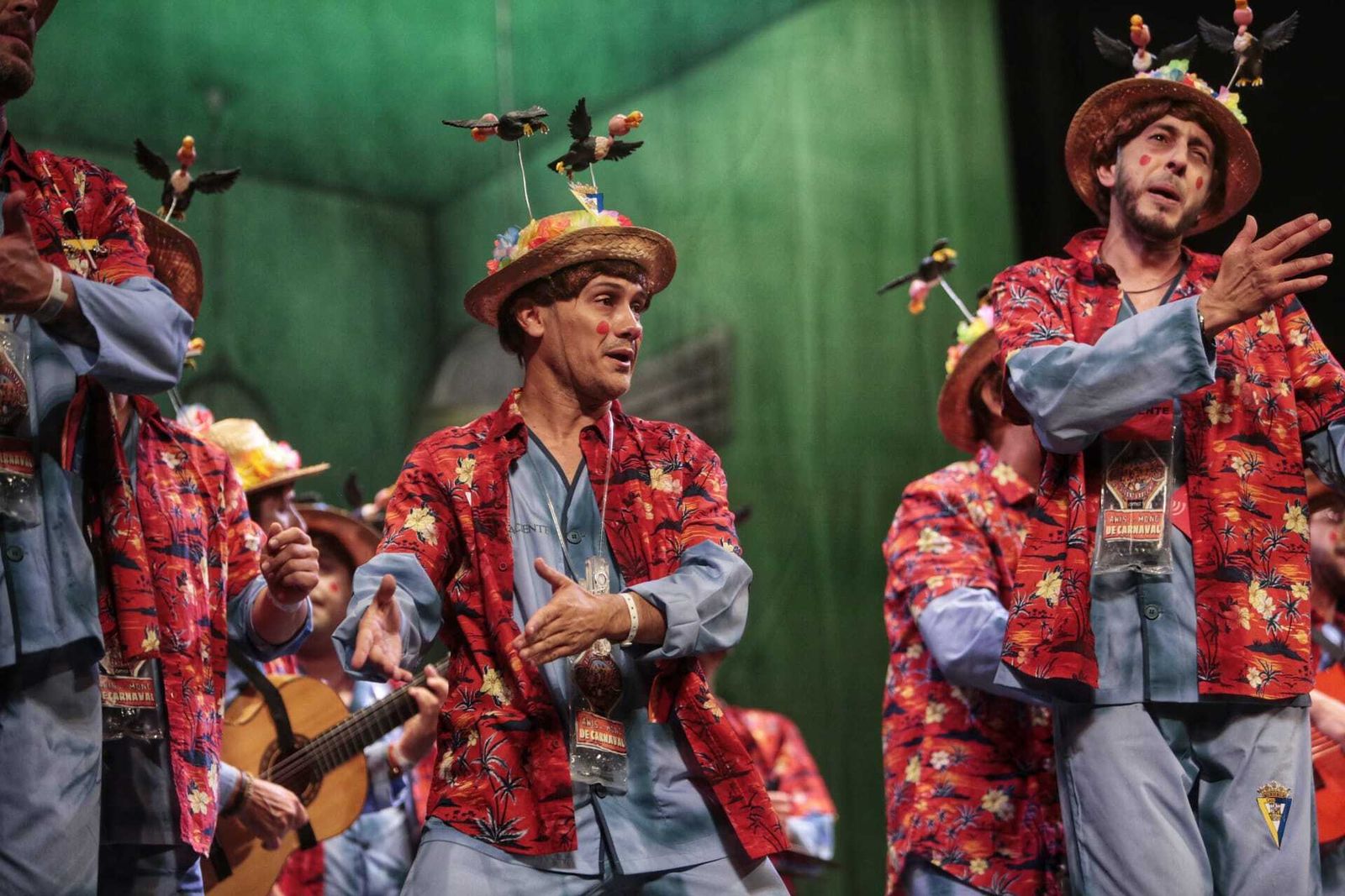 Chirigota "A vivir que son dos días"