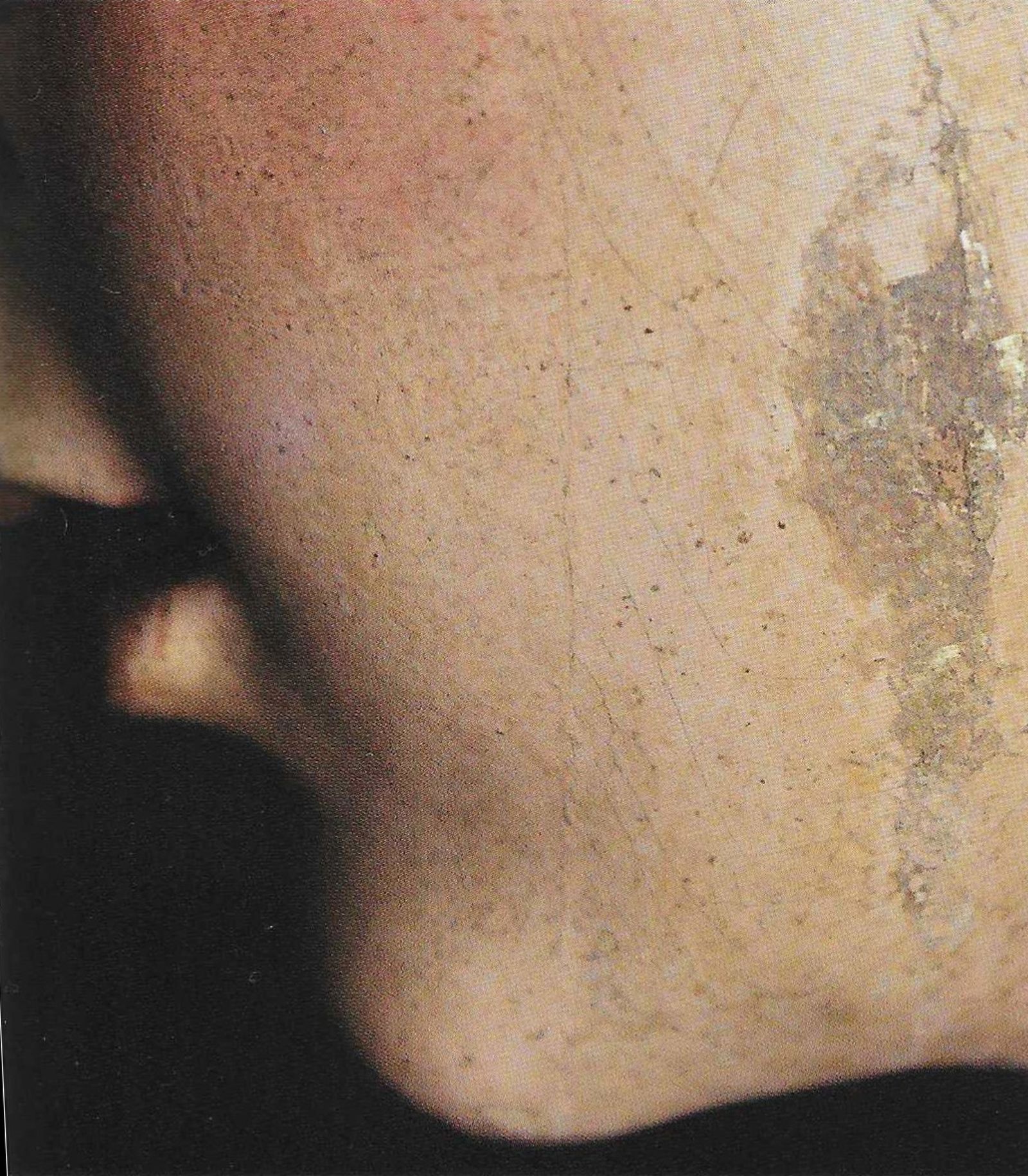 Detalle de la mejilla izquierda de la Macarena