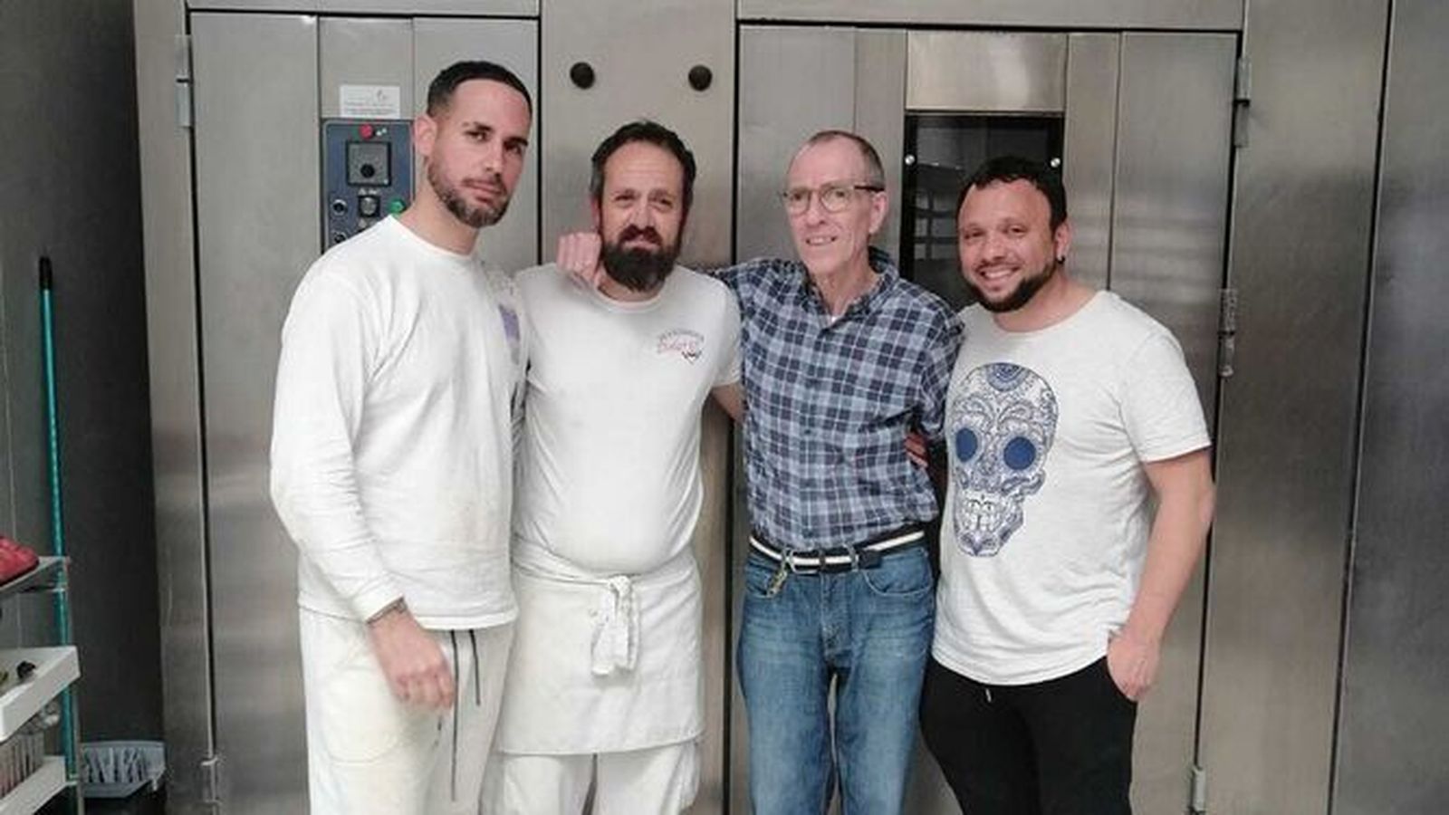 De izquierda a derecha, los panaderos Isaac Márquez López, Rubén Darío Martín Trujillo, Felipe González Gómez y Pedro Medinilla Ramos.