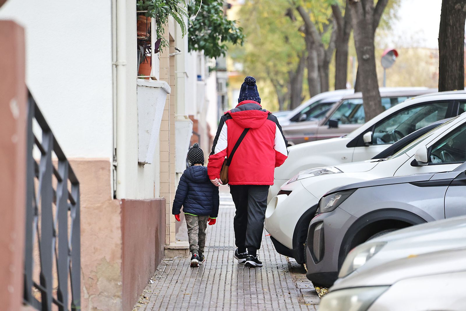 Lluvia y frío intenso en la mañana de miércoles