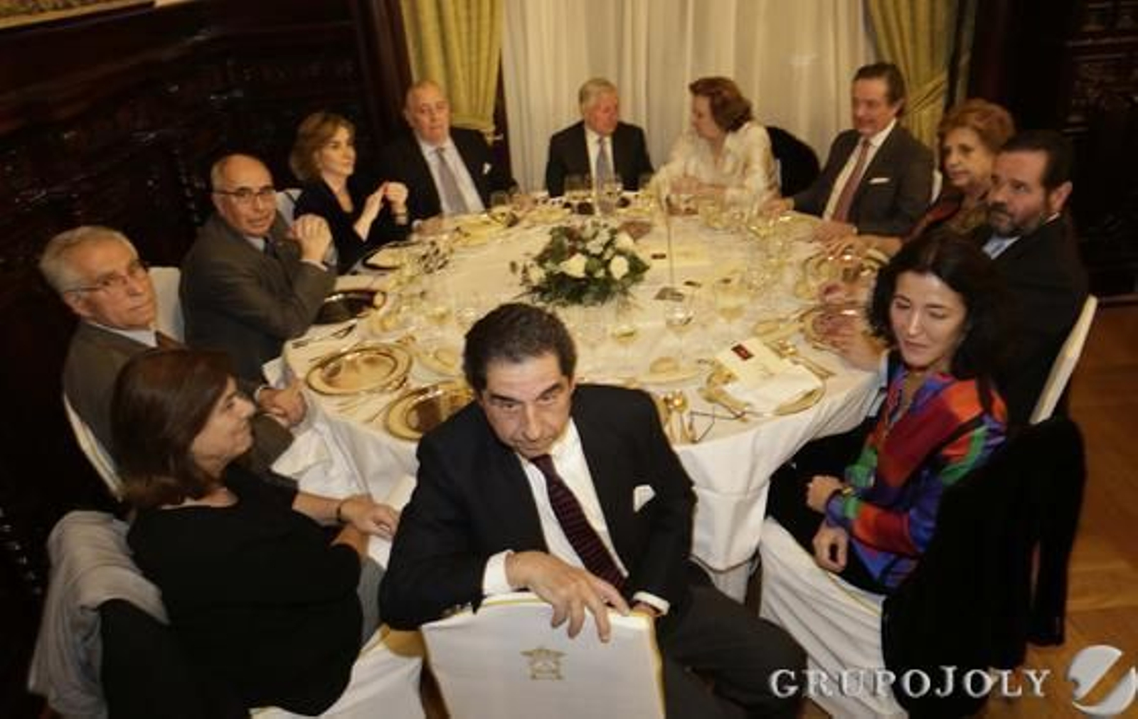 Alejando Parias, Juana Cruz, Manuel Santos, Joaquín Laureilo, Marita Fernández, Antonio Sánchez-Moliní, Francisco García, Lucía Bejarano, Gonzalo Hidalgo Argüeso, Silvia Sáez, Diego Laffón y Luján Arestis.