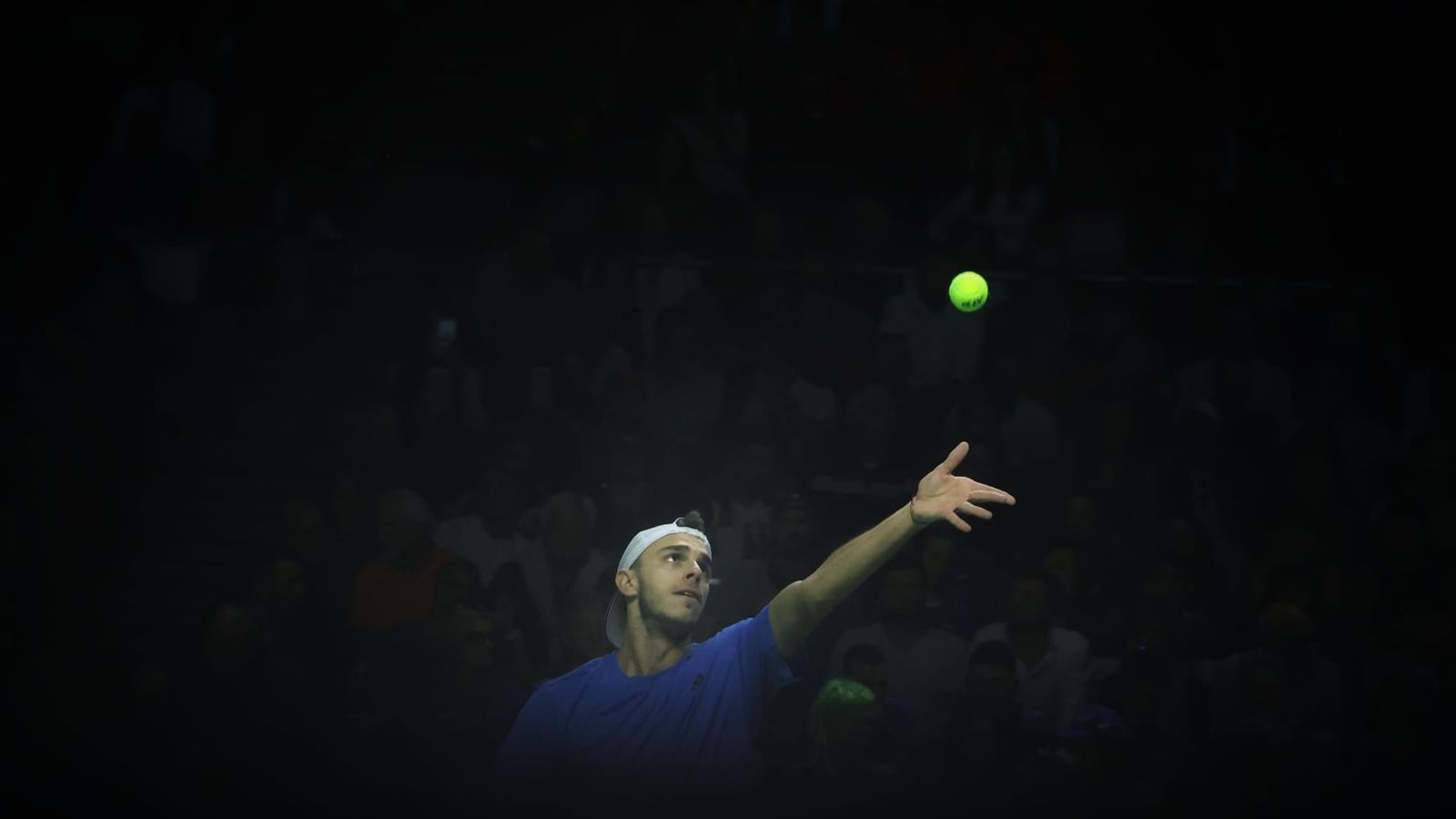 Copa Davis: Francisco Cerundolo pasa por encima de Musetti y Argentina domina 1-0 a Italia